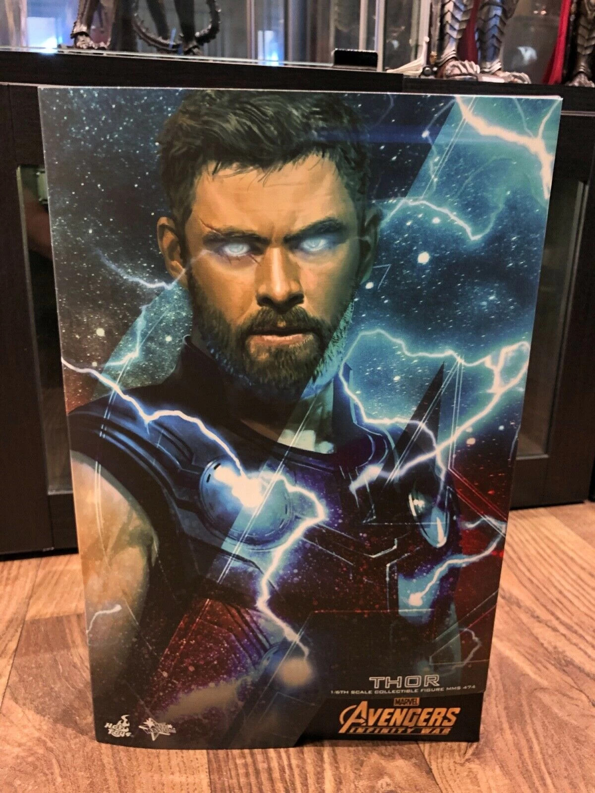 Hot Toys MMS474 Thor Avengers Infinity War 1:6 Scale Collectible