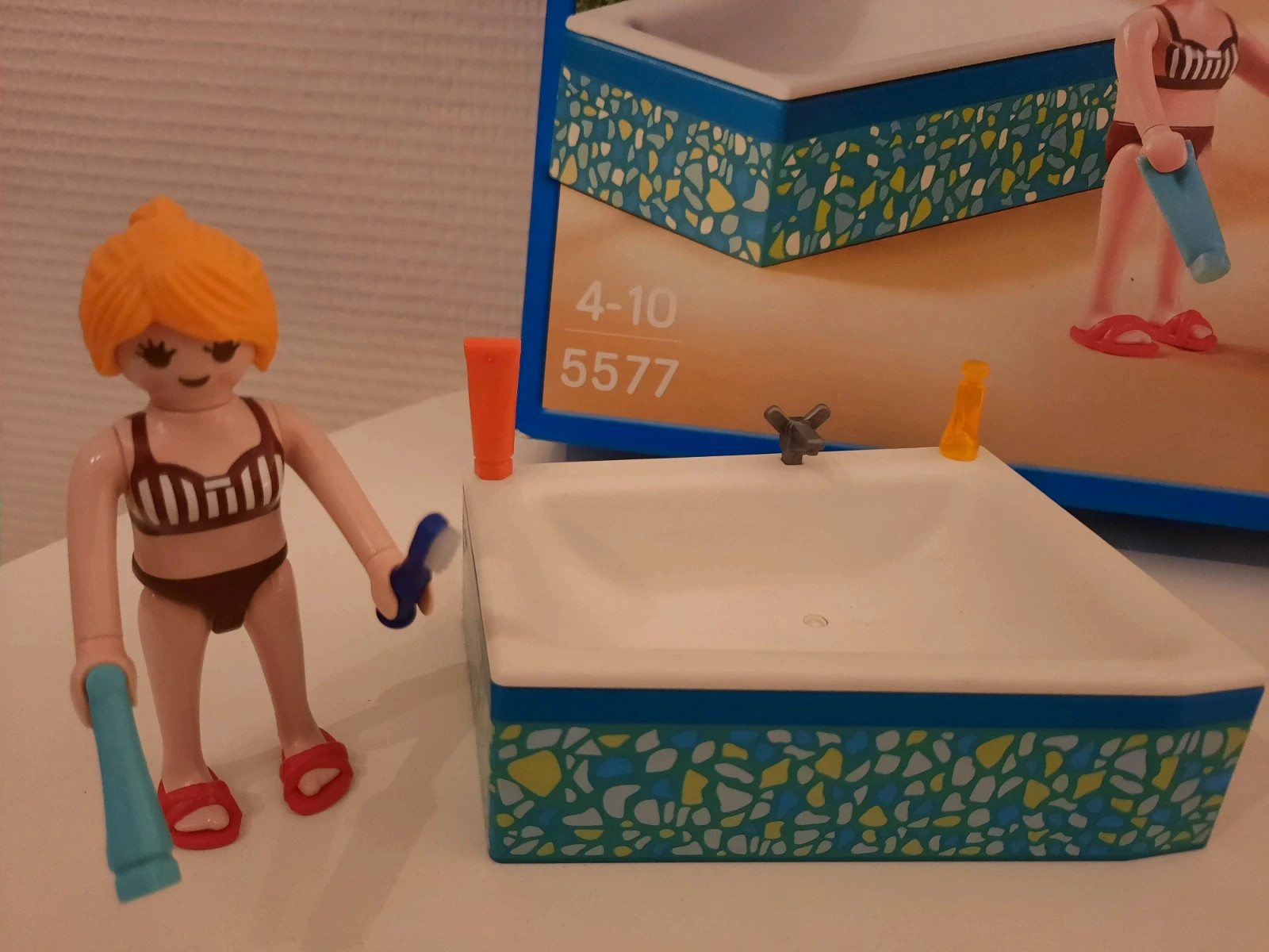 Playmobil - 5577 - Jeu De Construction - Salle De Bain Avec Baignoire