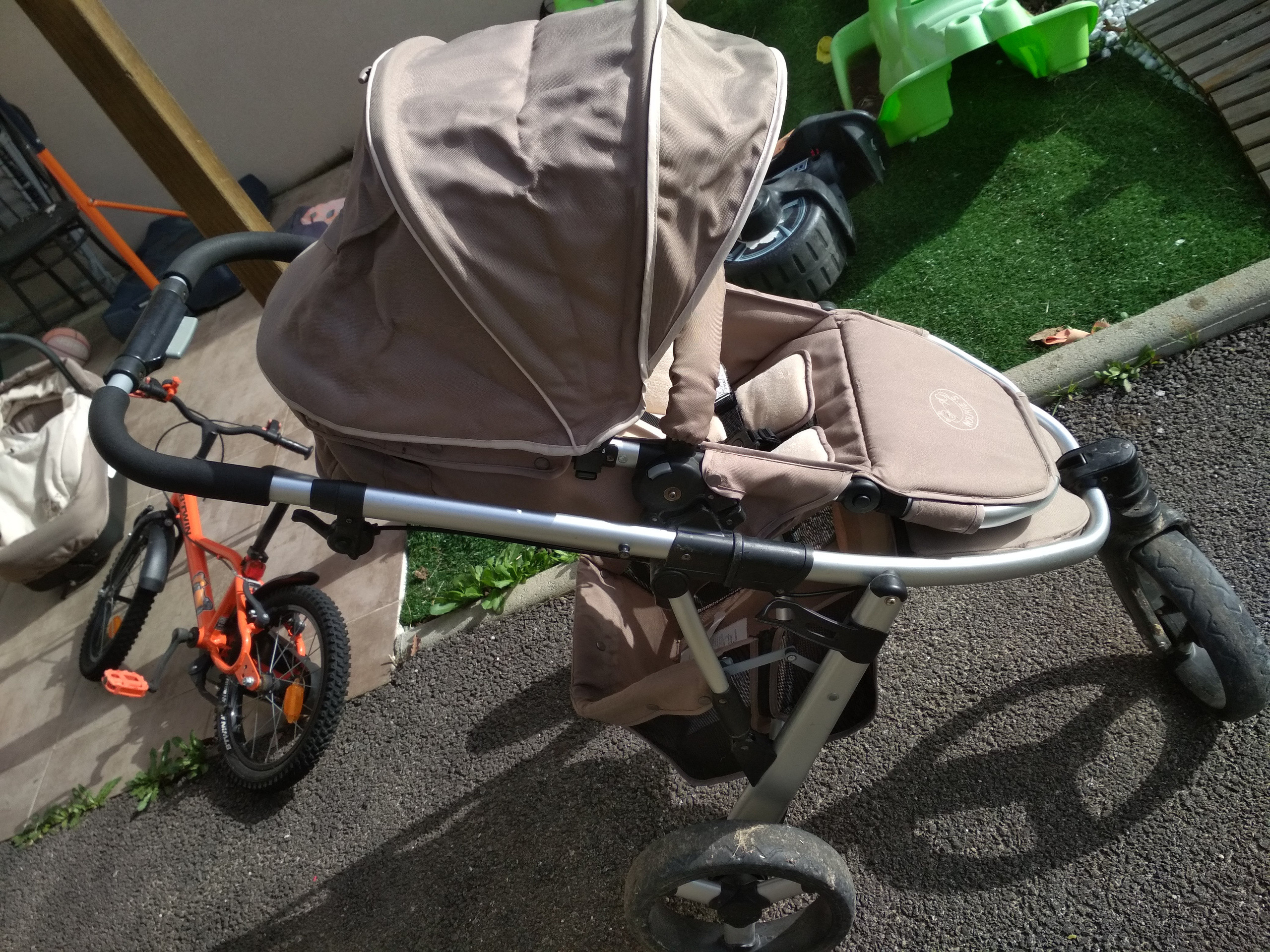 Poussette trio tout terrain Noukie s Vinted