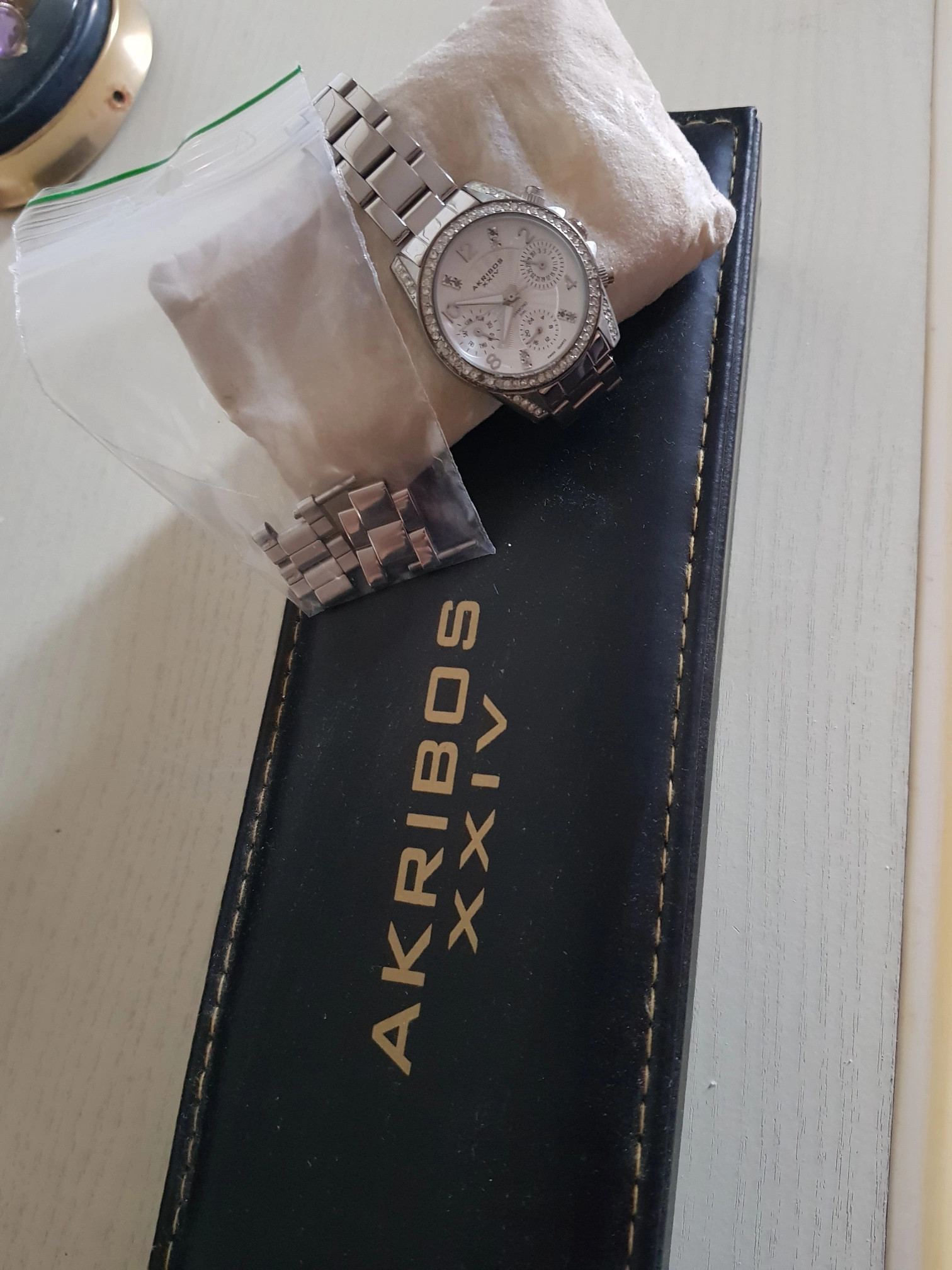 Montre akribos Vinted