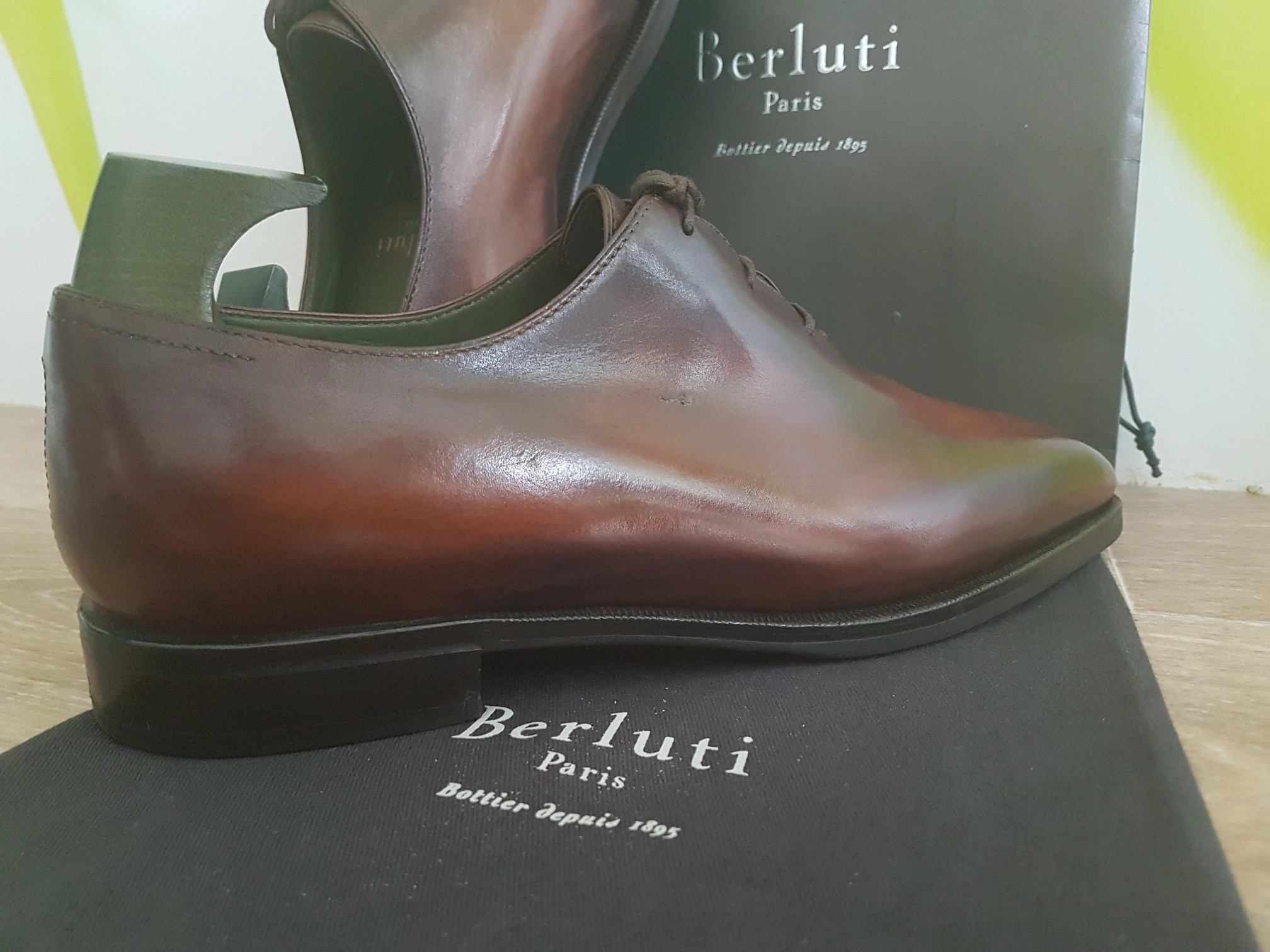 Berluti bottier discount depuis 1895