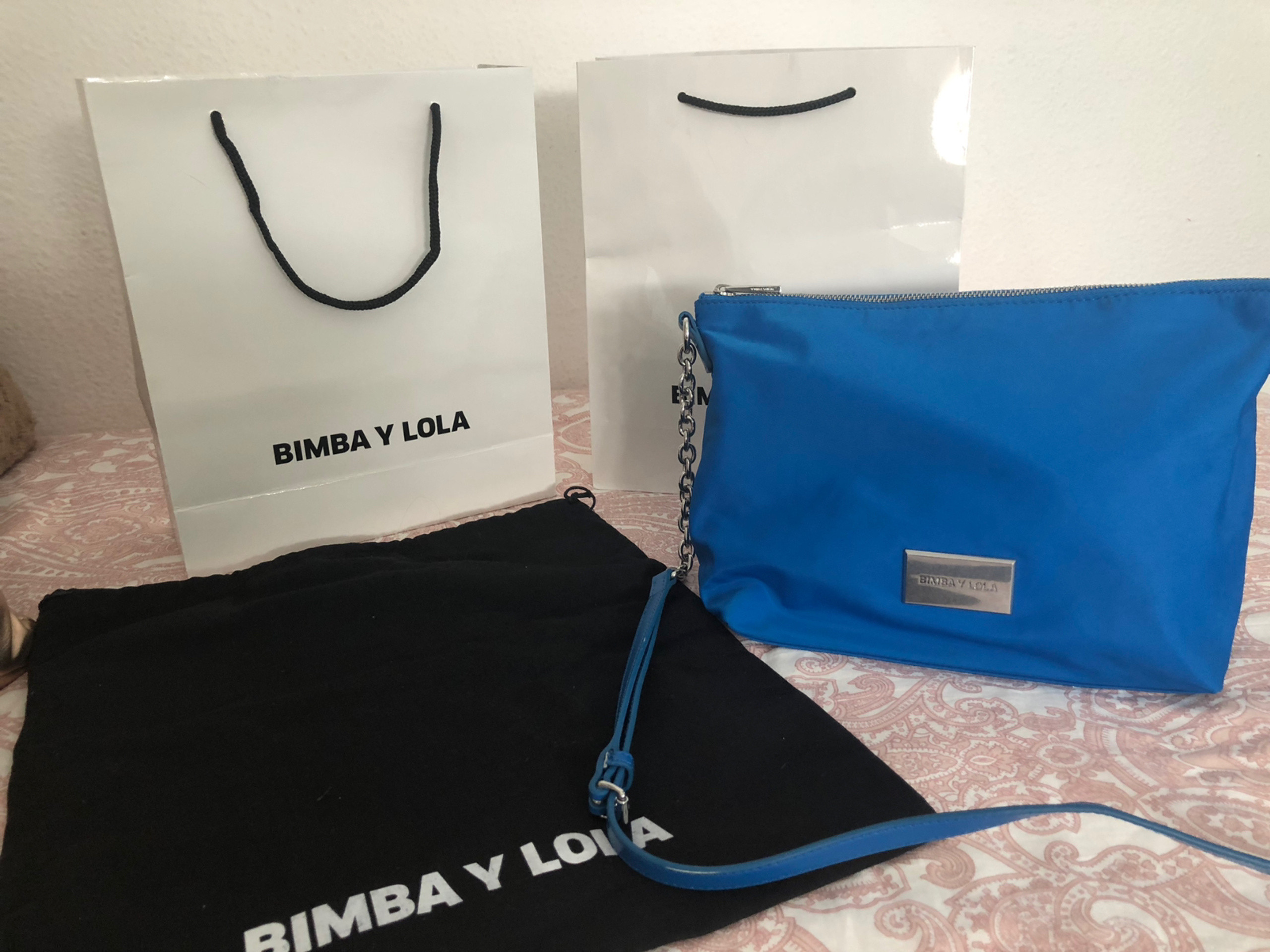Bolso de BIMBA y LOLA azul Klein