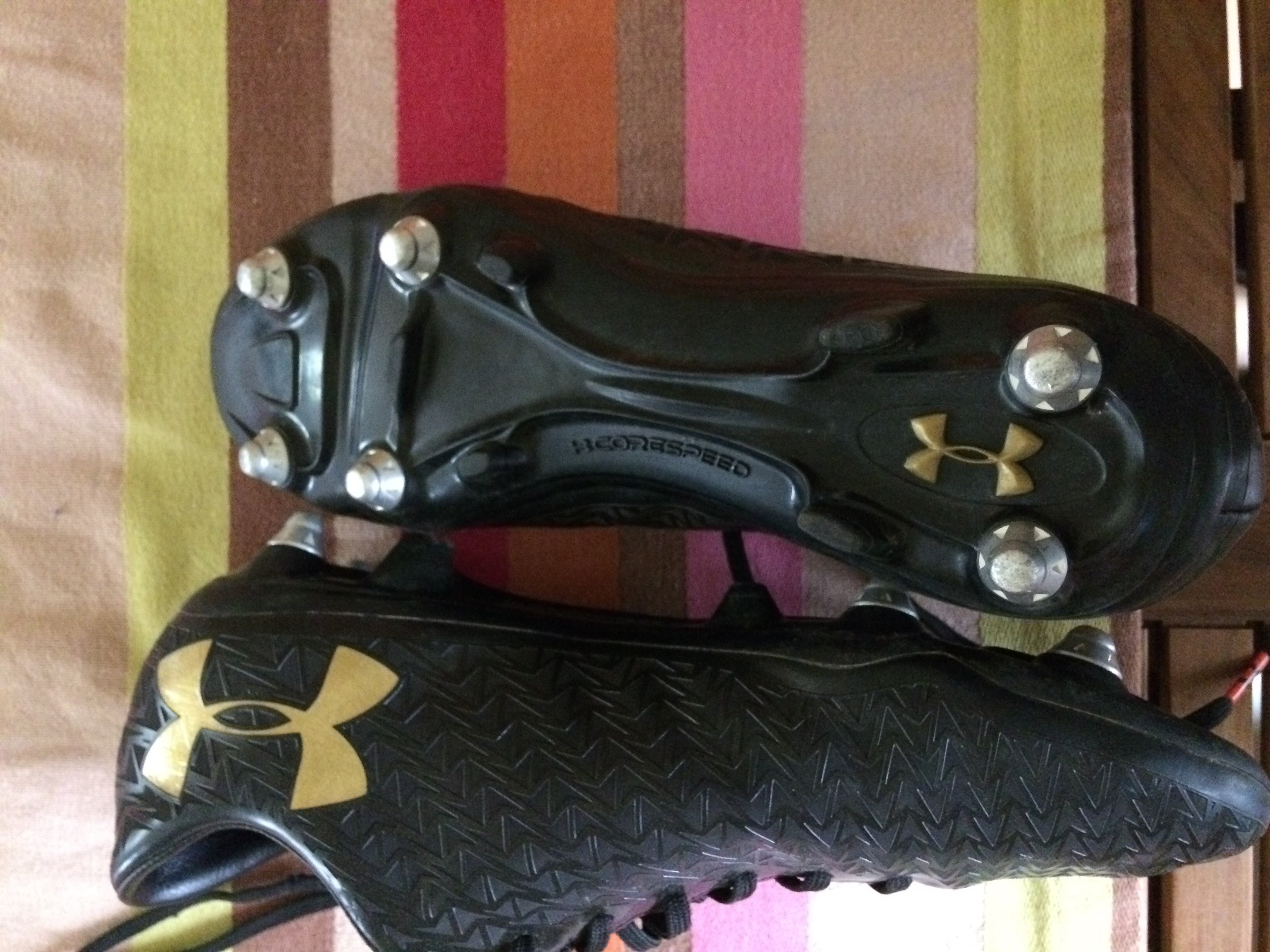 Under Armour Corespeed Hybride Rugby Foot Taille 42 Vinted