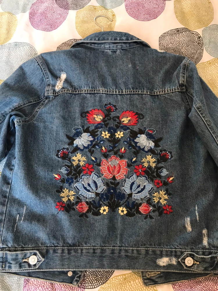 Veste en jean cheap femme brodée dos