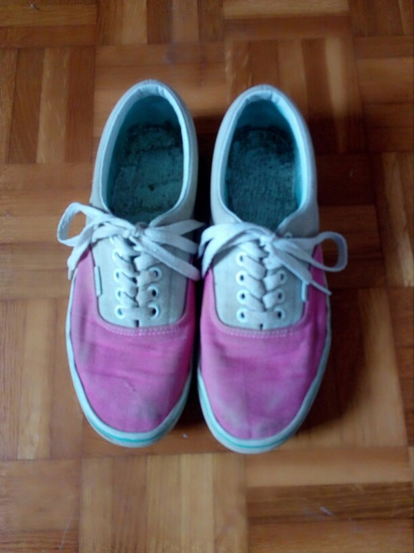 Vans grise et outlet turquoise