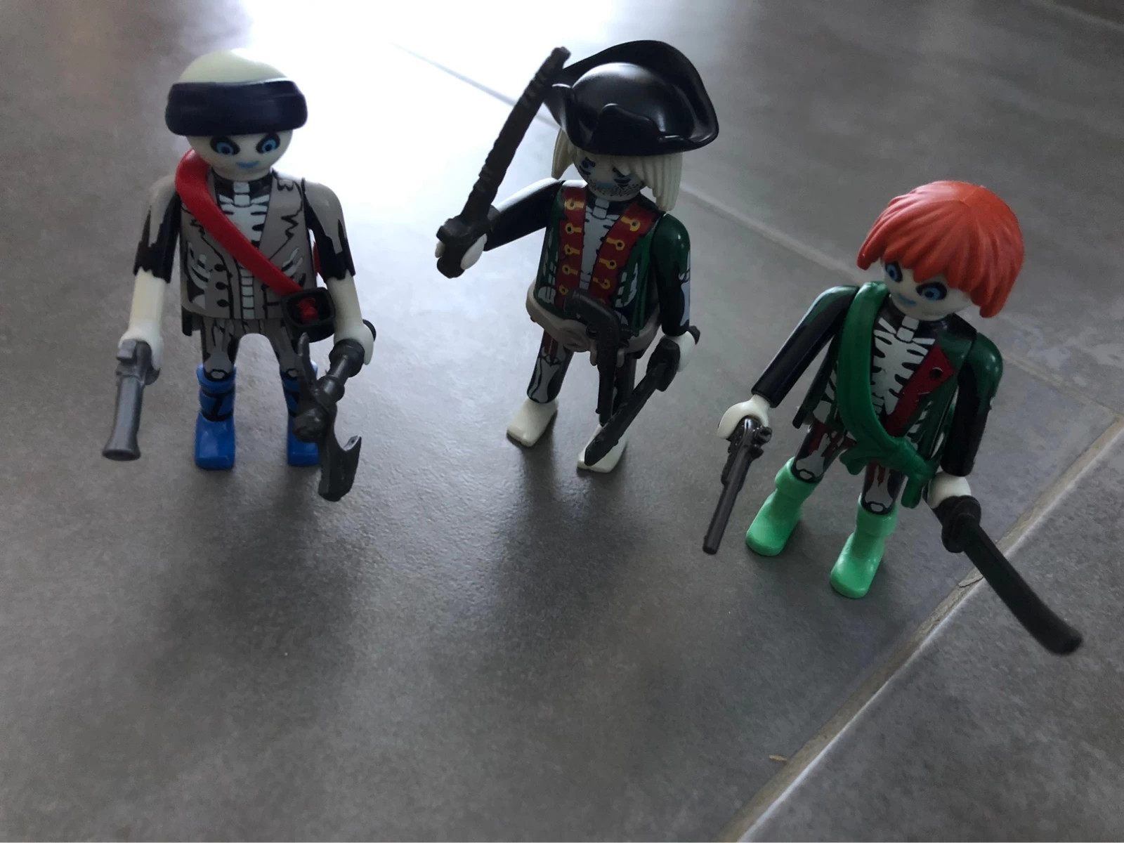 pirates fantômes fantomes playmobil 4800