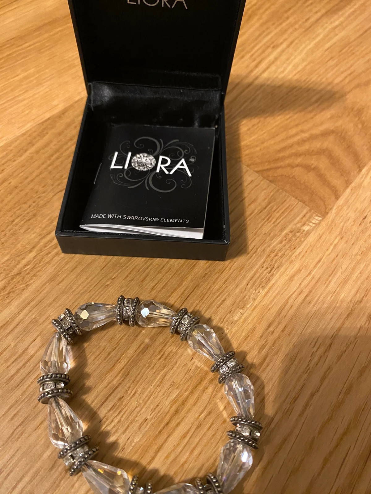 Bracelet liora deals swarovski elements