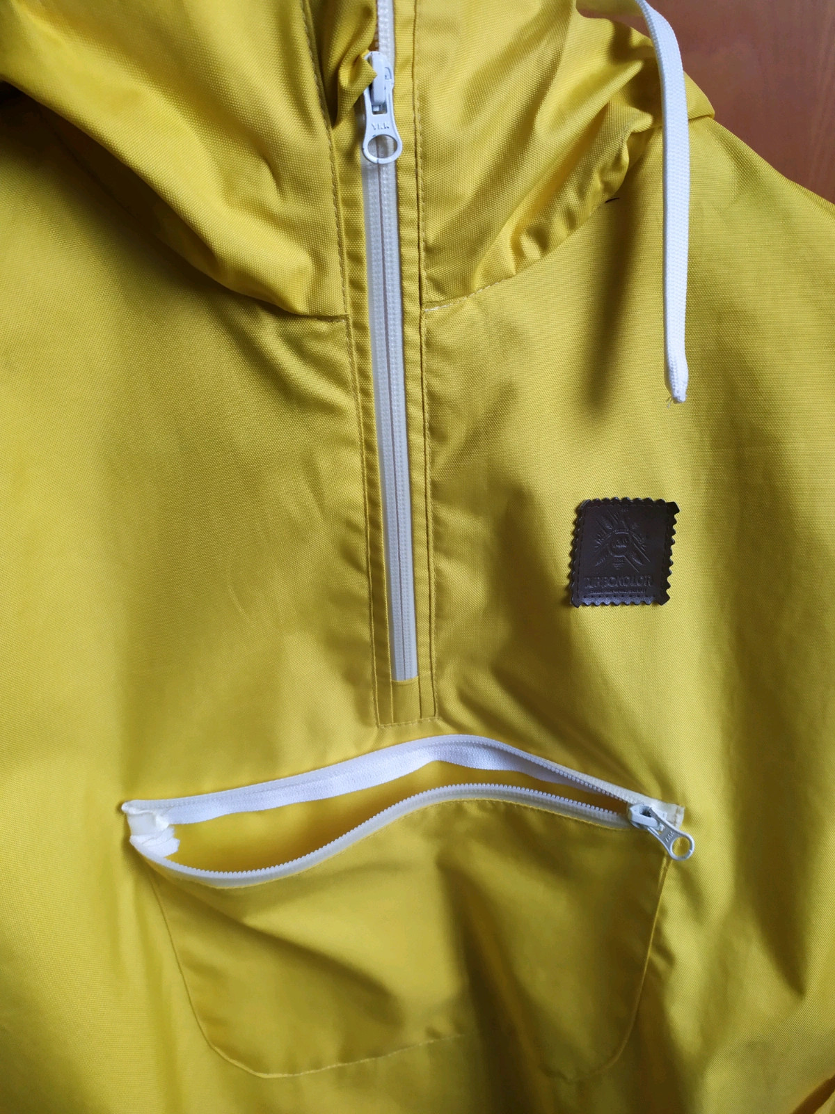 China Chubasquero Amarillo Con Capucha Impermeable Para Hombre  Proveedores,Fabricantes,Fábricas - Fujian Goldwin Garment Co.,Ltd
