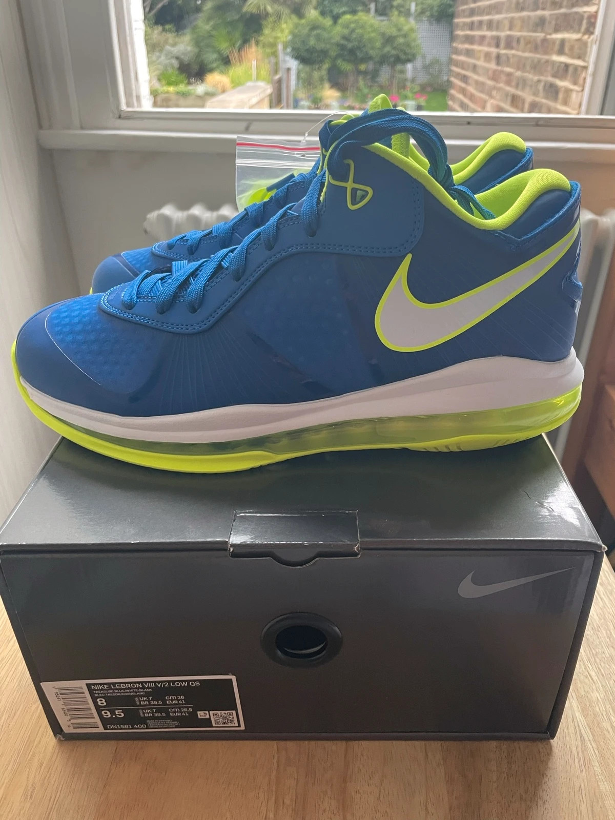Nike Lebron VIII V/2 Low QS Sprite 2021 Basketball Shoes Low Tops