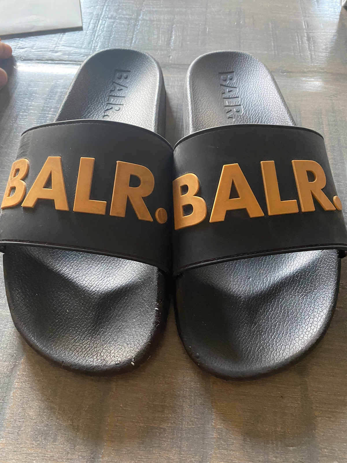 Nog goeie balr. Slippers Vinted