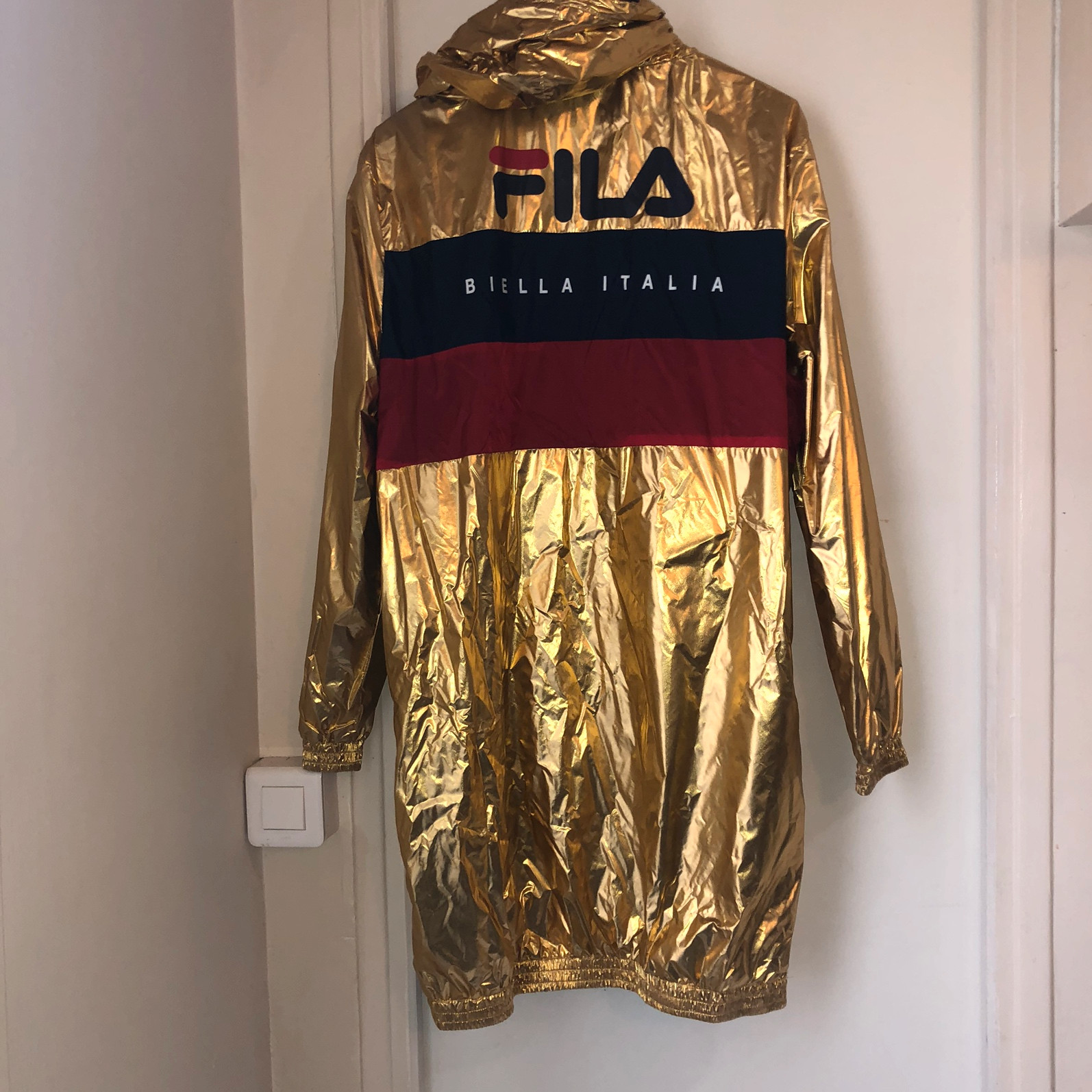 Metallic gold fila jacket online