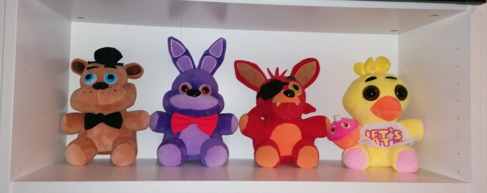 Fnaf 1 plushies sales