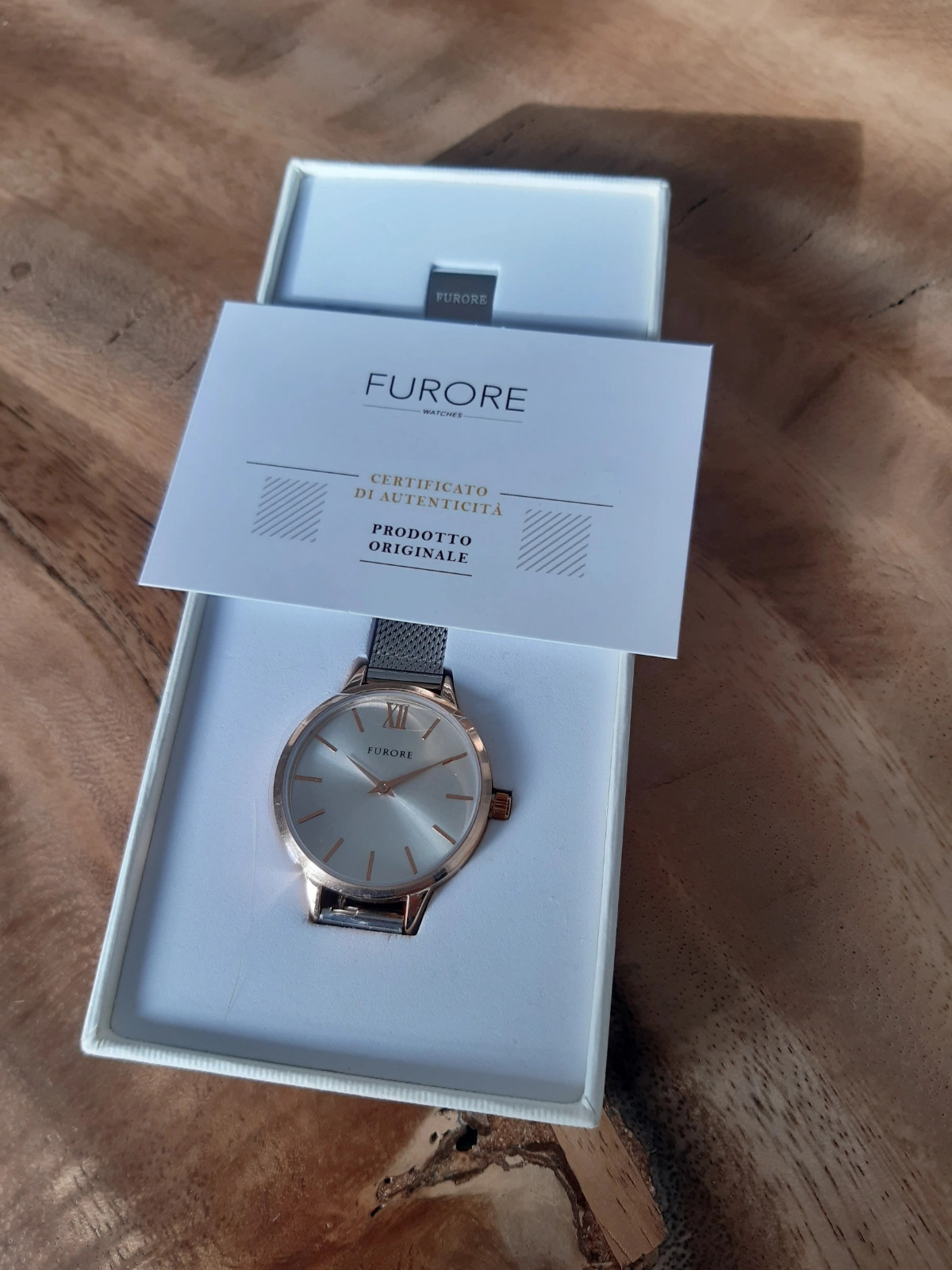 Montre femme neuve marque furore Vinted