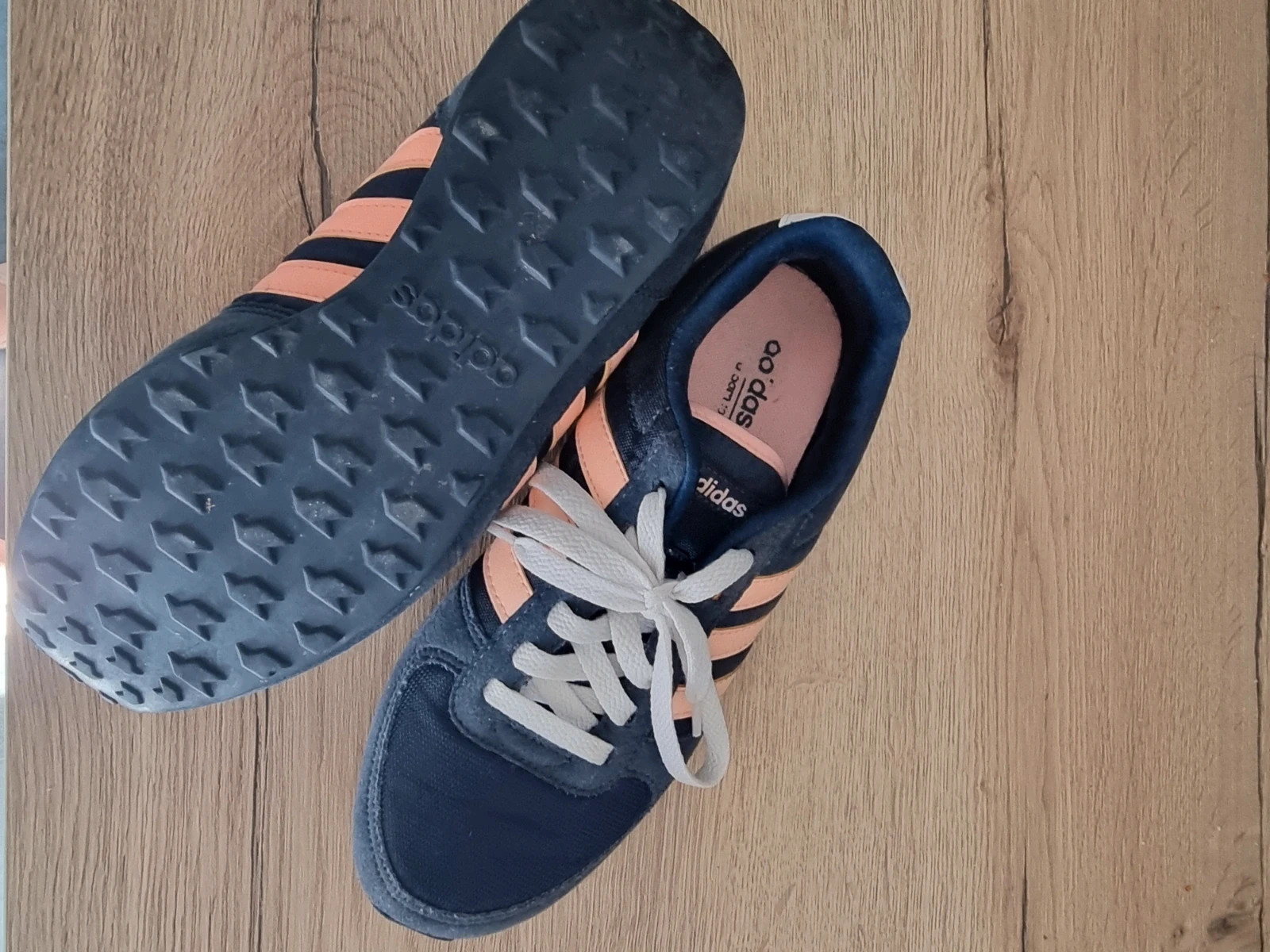 Baskets Adidas NEO petit 38 Vinted