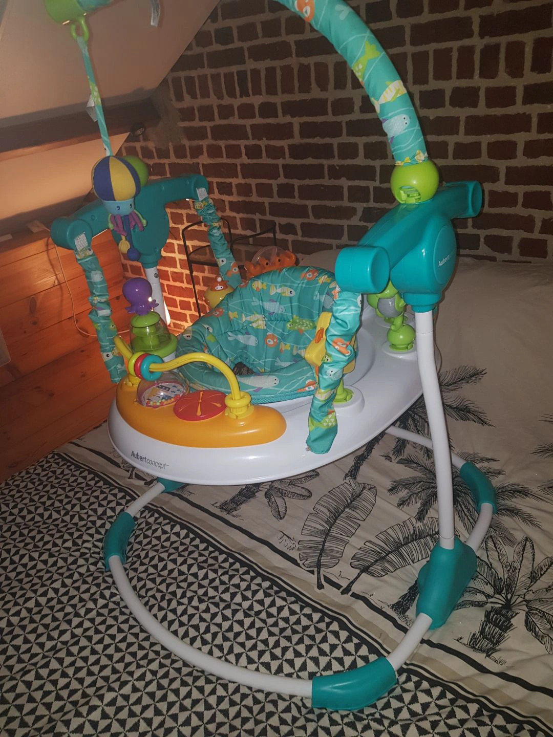 Twin jumperoo top