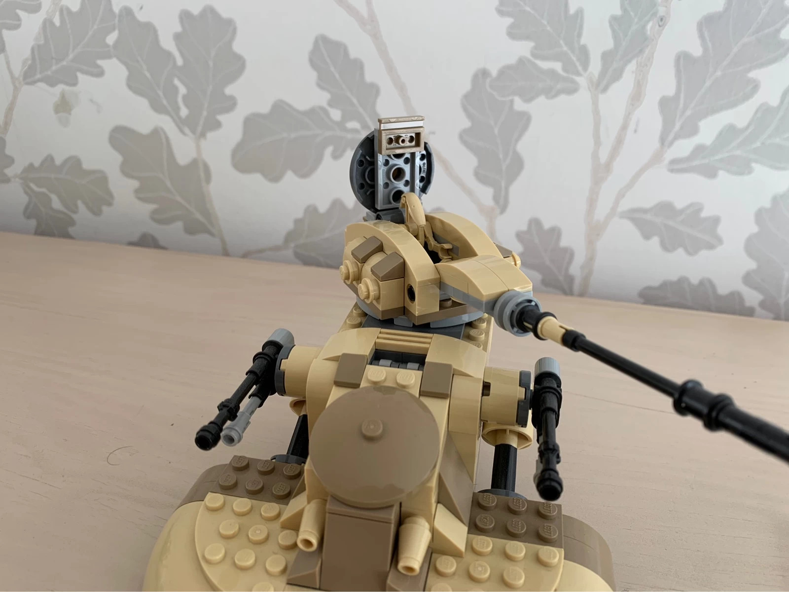 Lego Star Wars AAT Armoured Assault Tank | Vinted