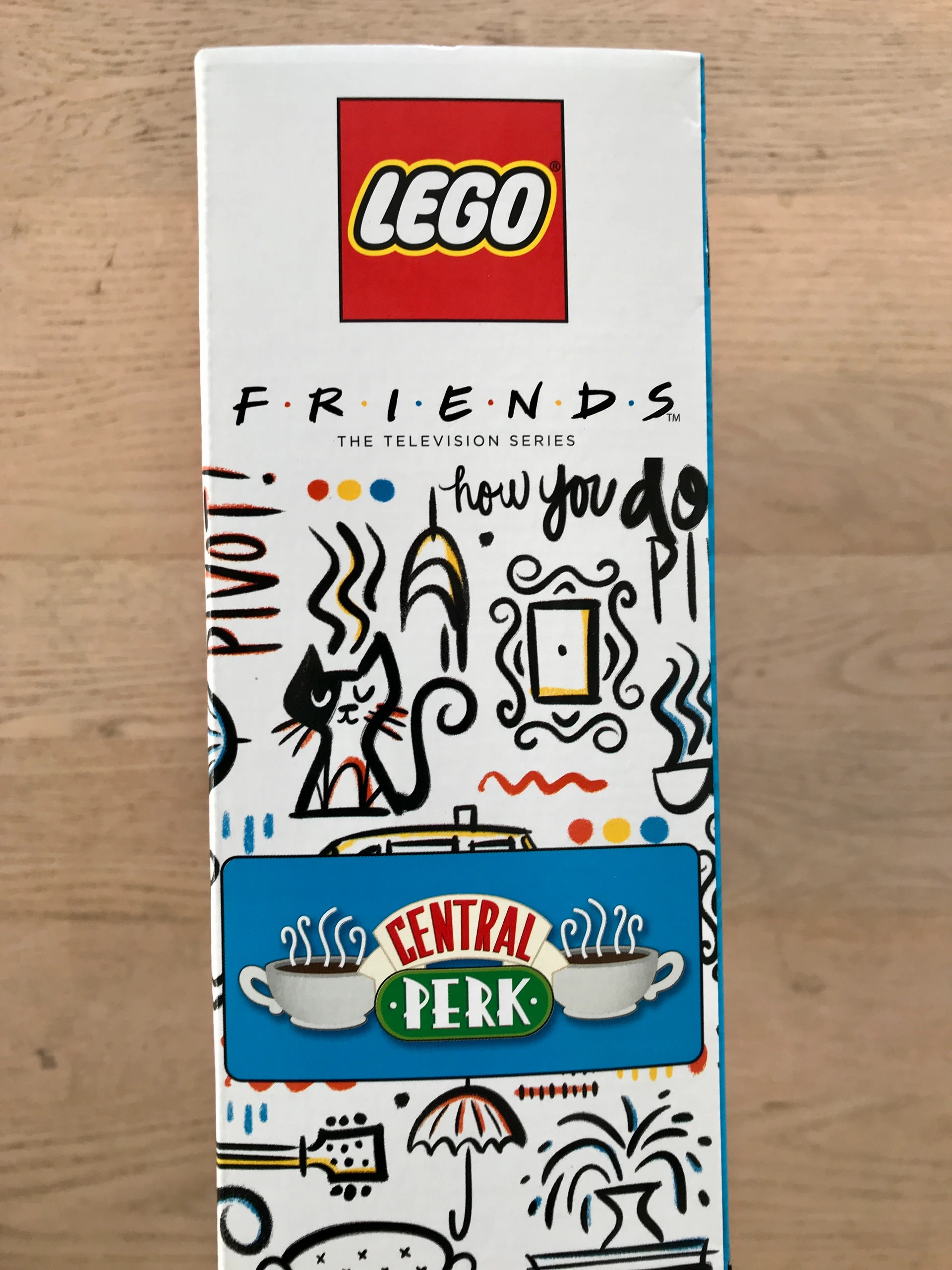 Lego 21319 central perk Friends serie TV NEUF joey ross Monica Phoebe  Chandler Rachel