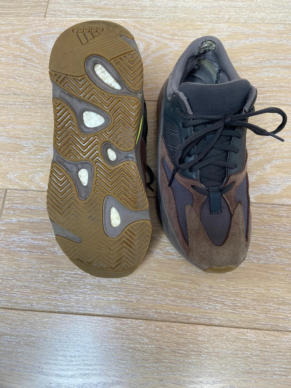 Adidas Yeezy 700 mauve Vinted