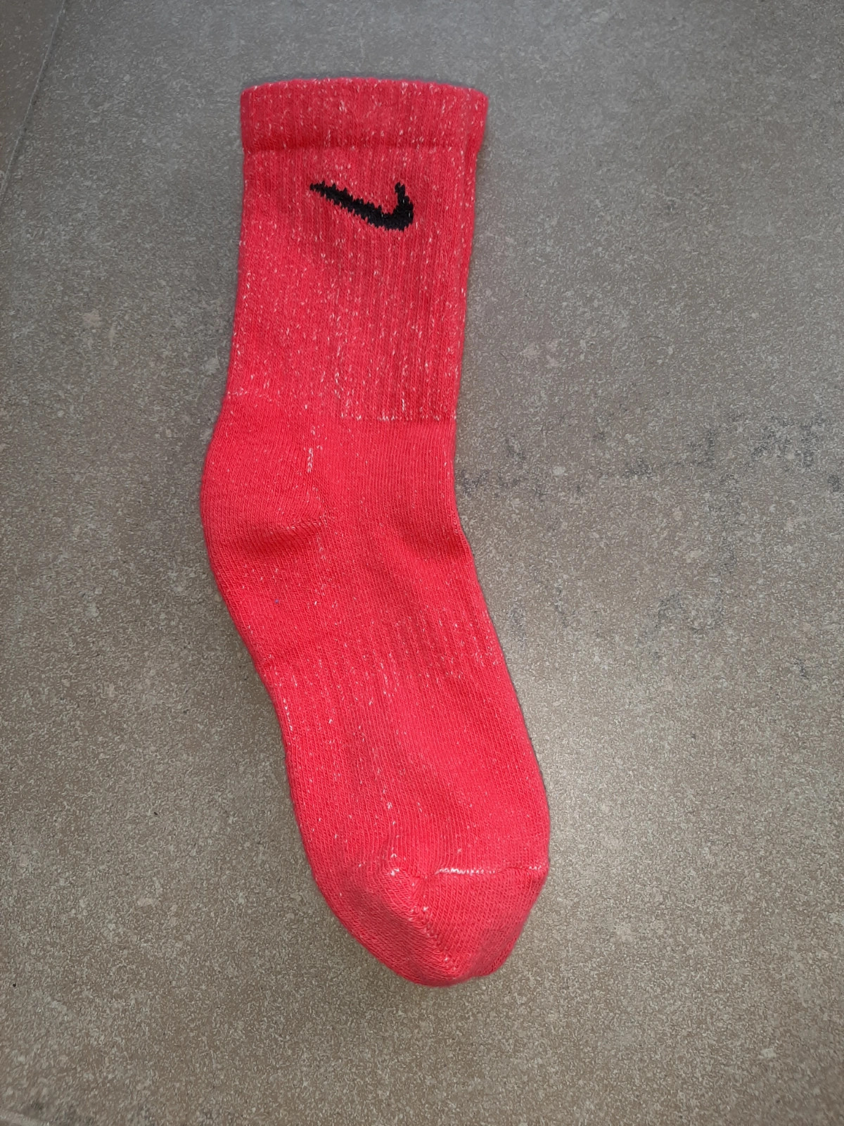 Chaussettes Nike custom tie&die rouge pointure 34-38