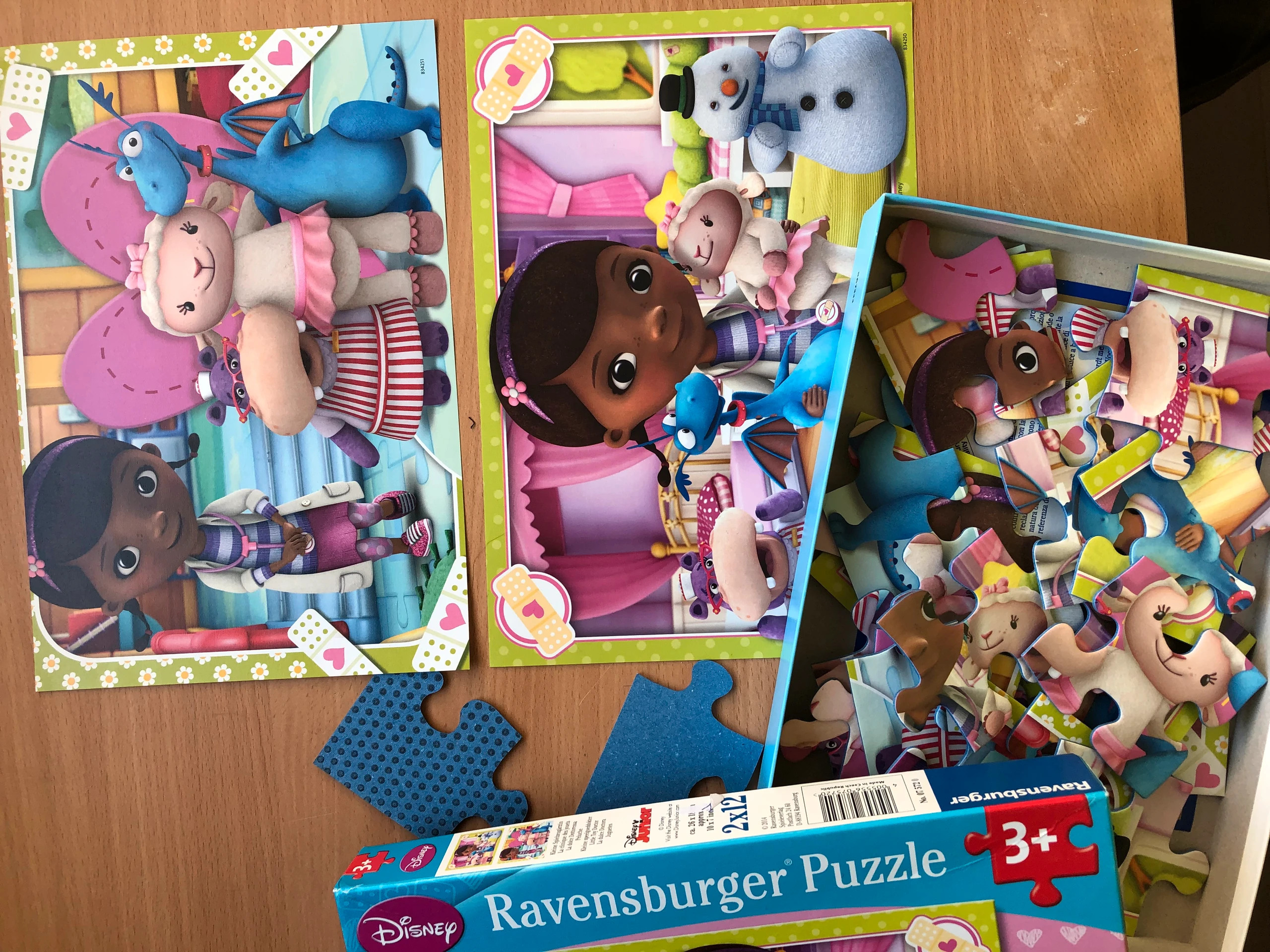 Puzzle enfant 3+ Docteur Lapeluche 2 fois 12 pièces Disney