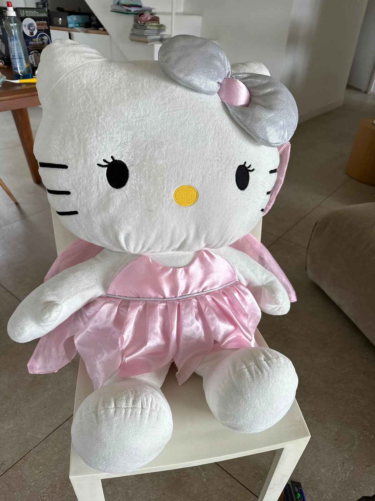 Hello kitty peluche geante