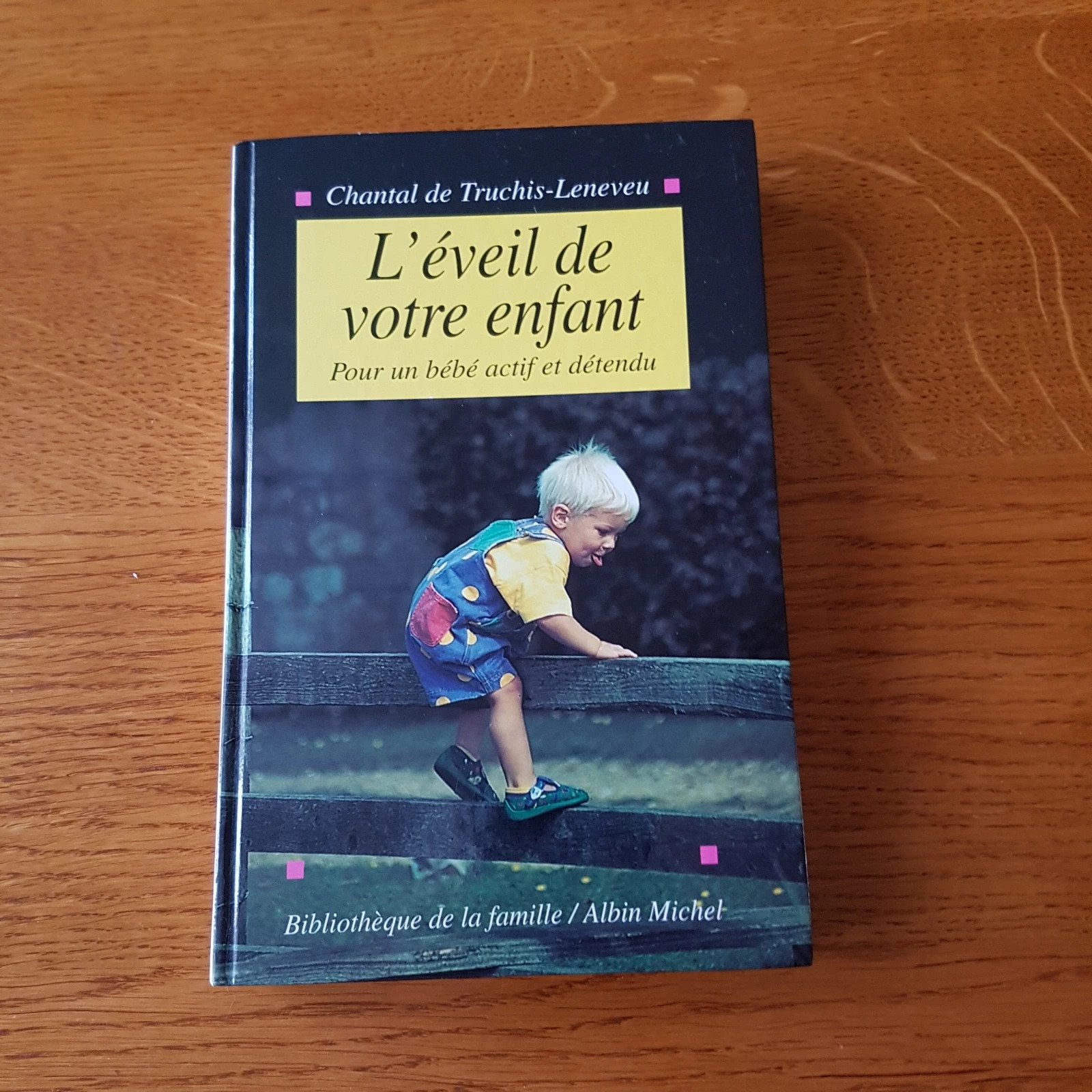 Eveil au livre en famille