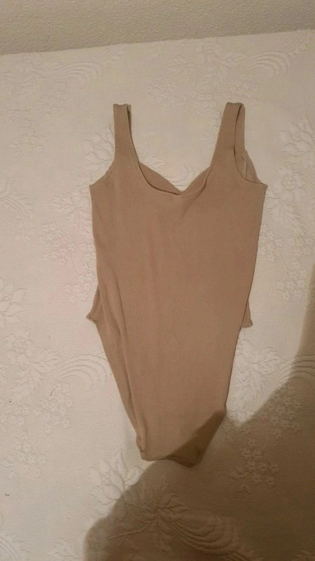 Camiseta interior color carne hotsell