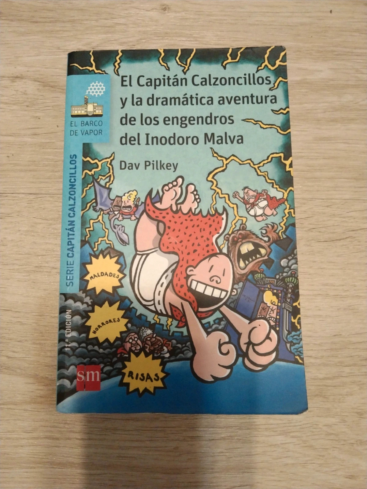El Capitán Calzoncillos y la dramática aventura de los engendros del  inodoro Malva, Sm