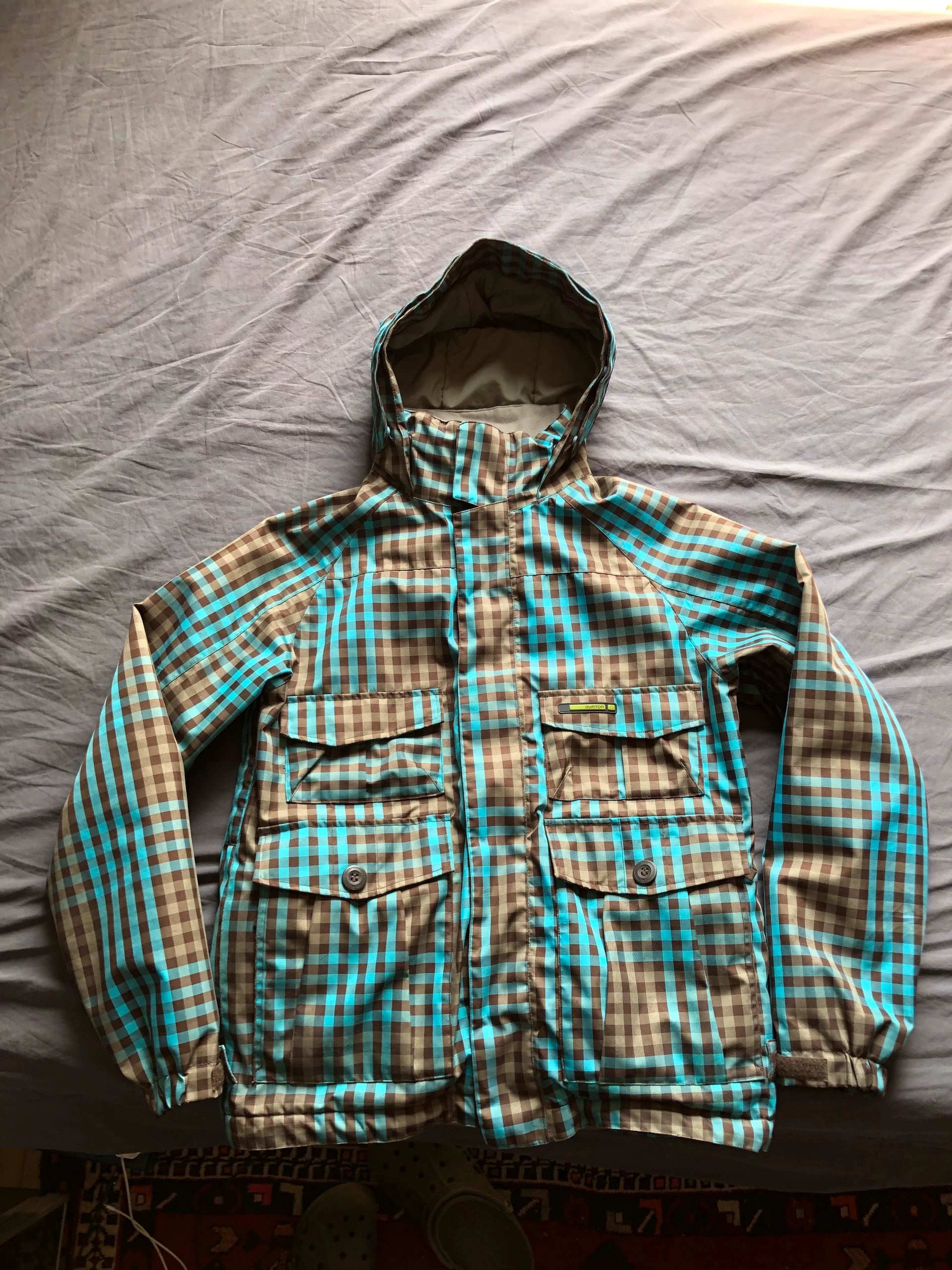 Burton snowboard jacket Vinted