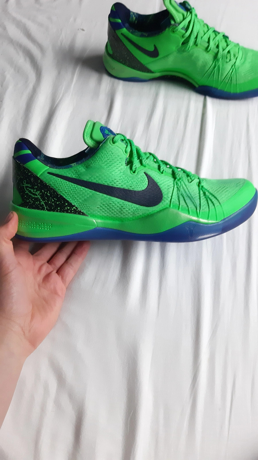 Kobe 8 SuperHero Vinted