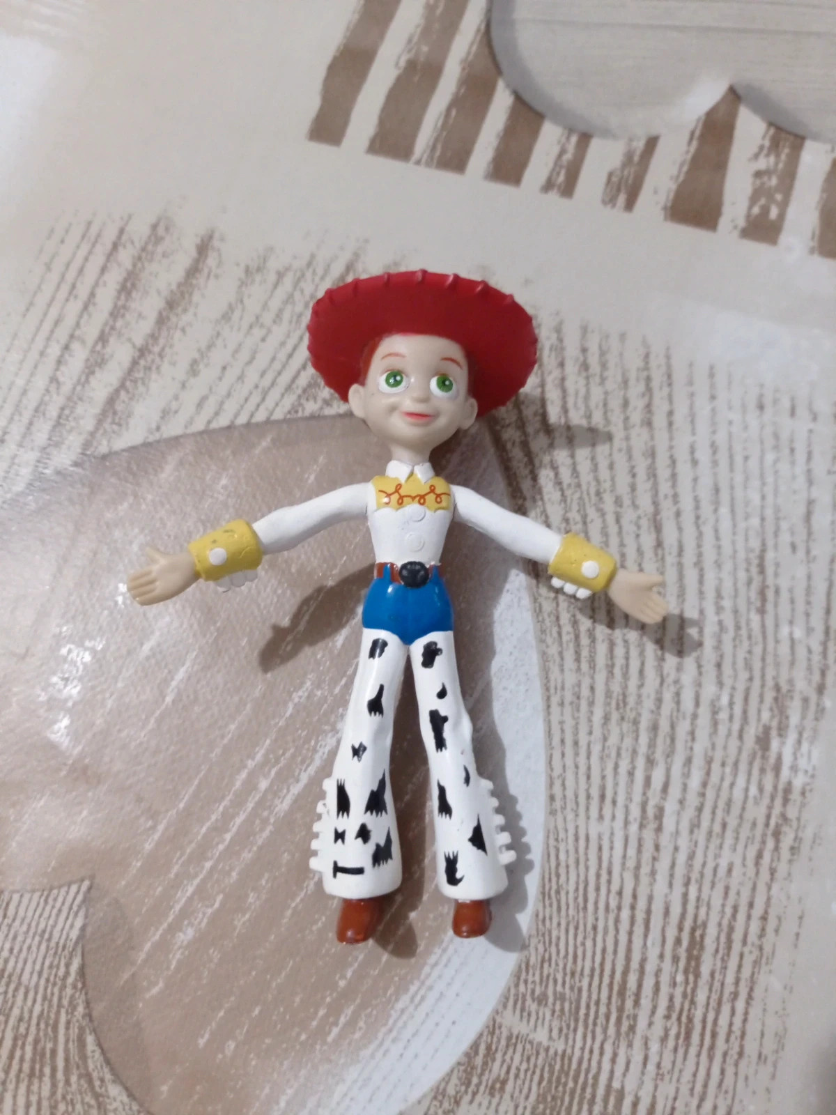 Bullyland Pixar Disney Toy Story 3 Set 6 Figurine - Buzz L'Eclair Jessie  Rex Woody Bullseye Alien : : Jeux et Jouets