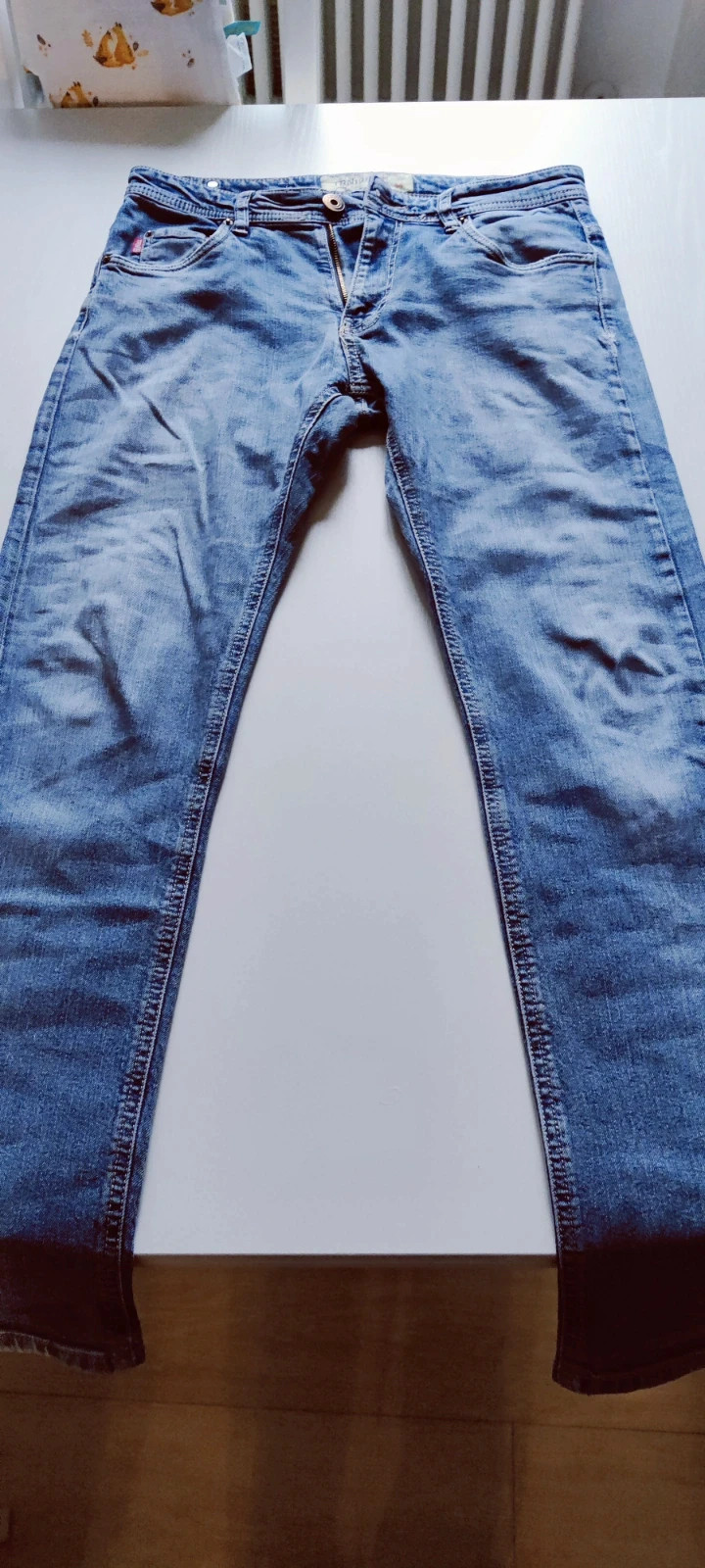I jeans più aderenti cruciverba discount