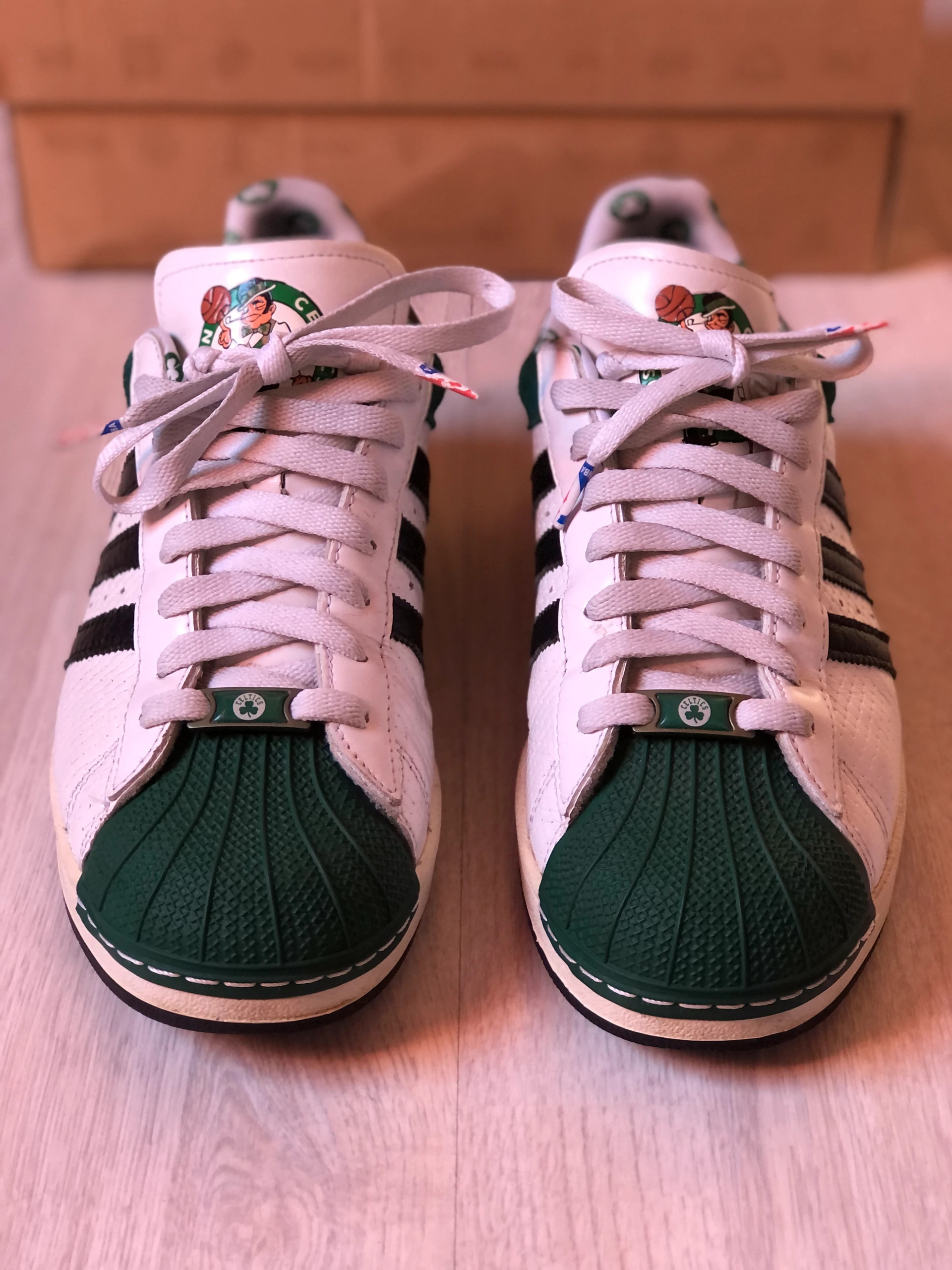 Adidas superstar sales celtics