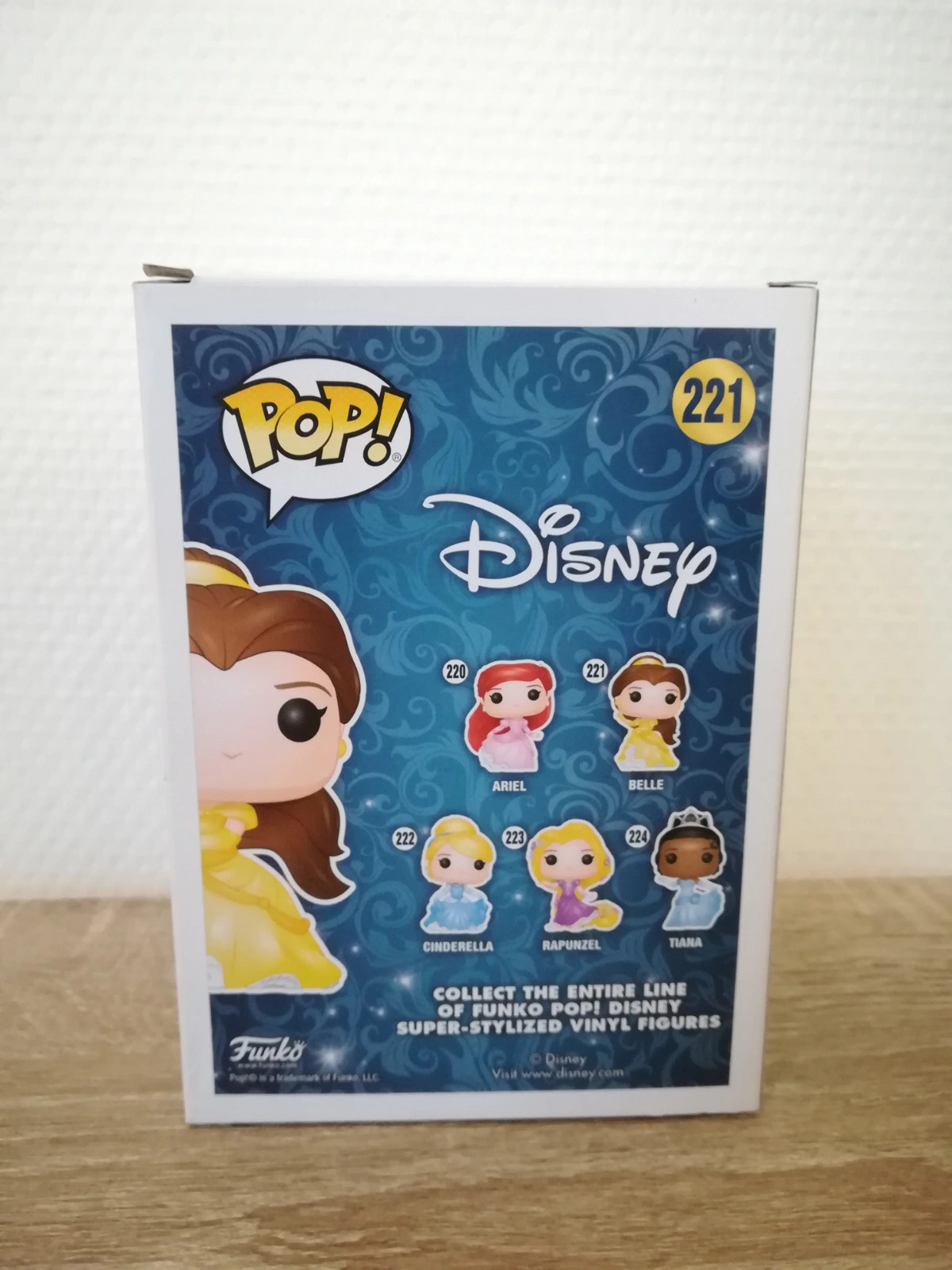 Funko pop top belle 221