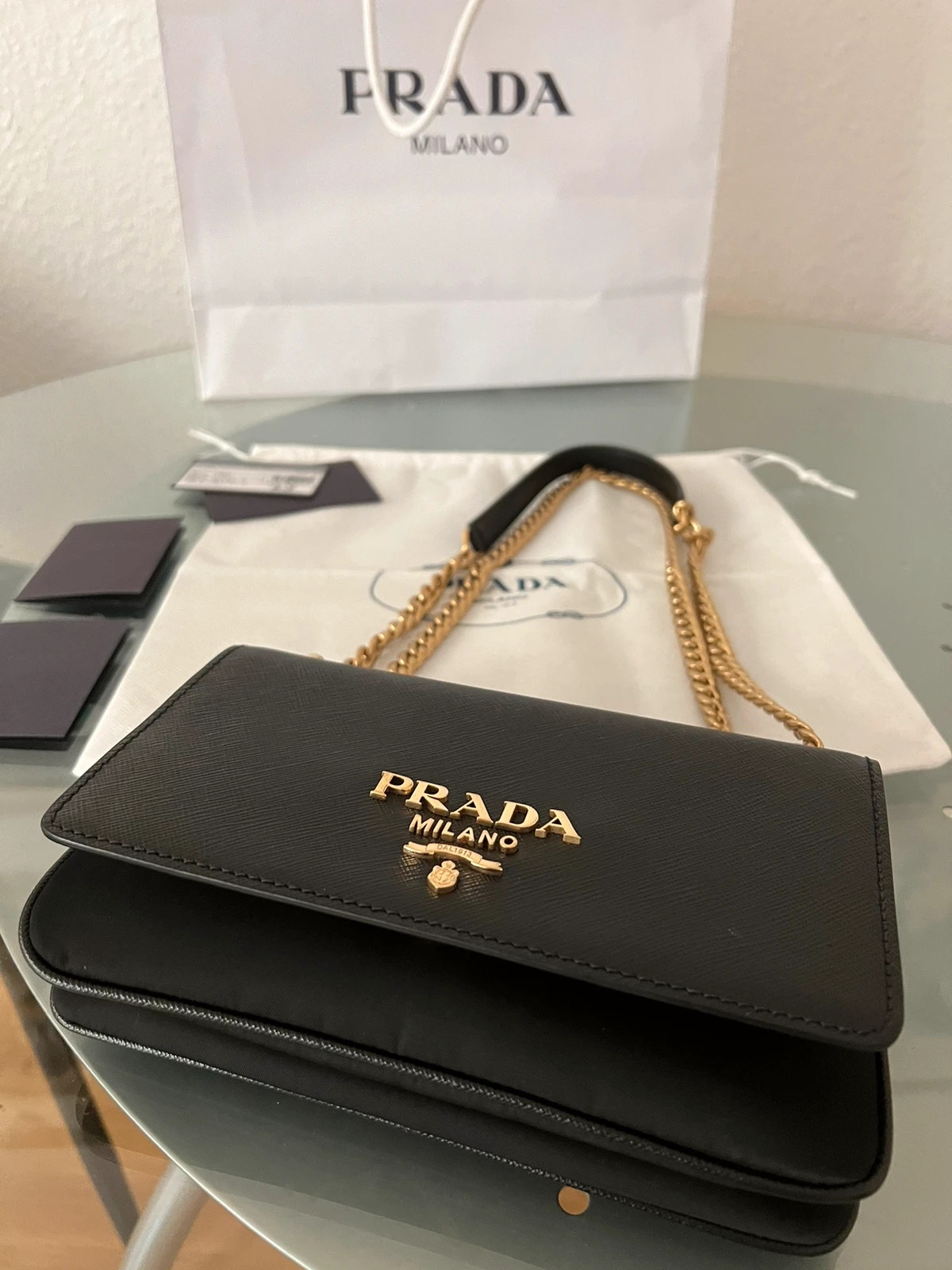 Prada Saffiano Farben