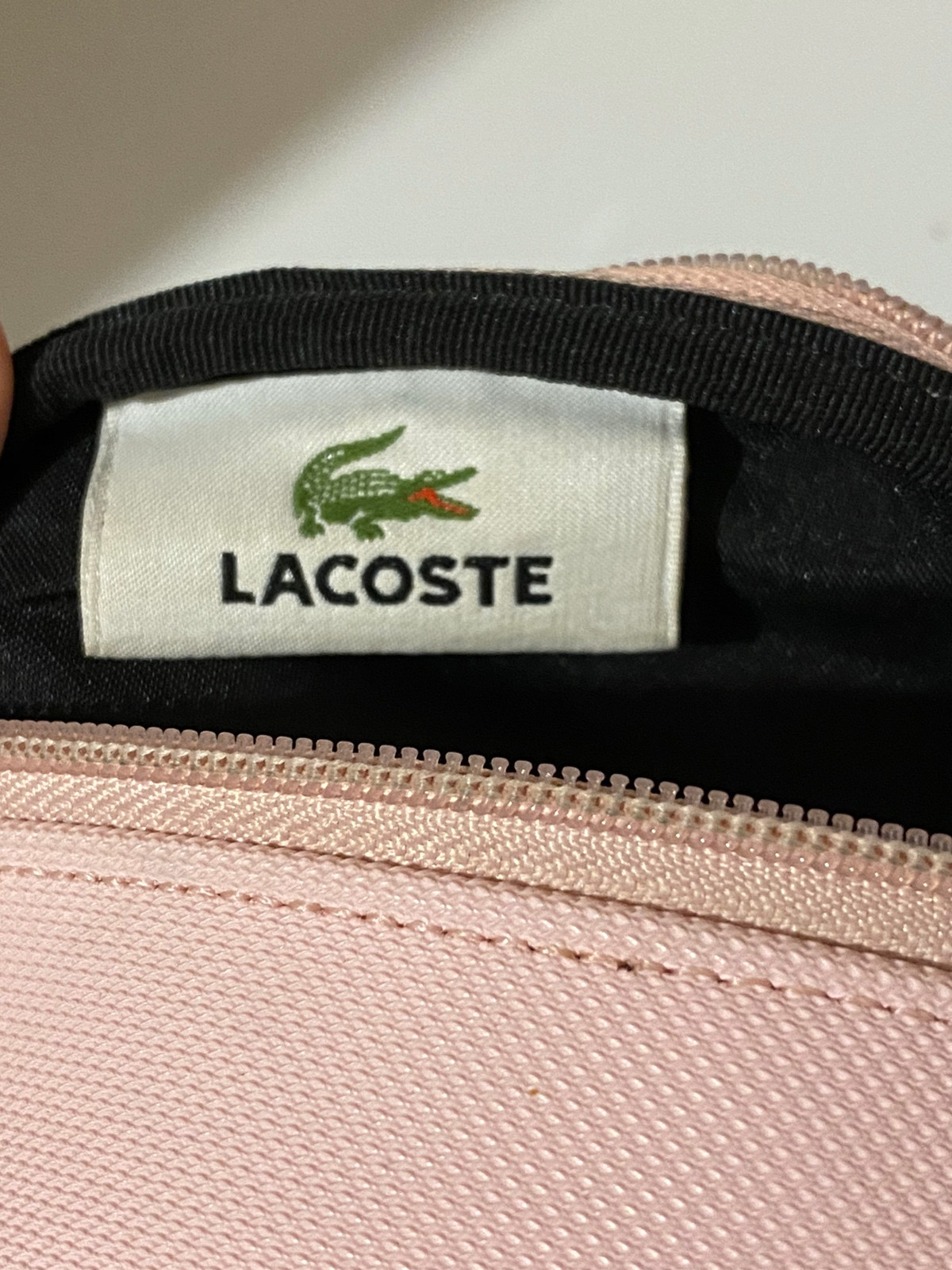 Banane Lacoste rose