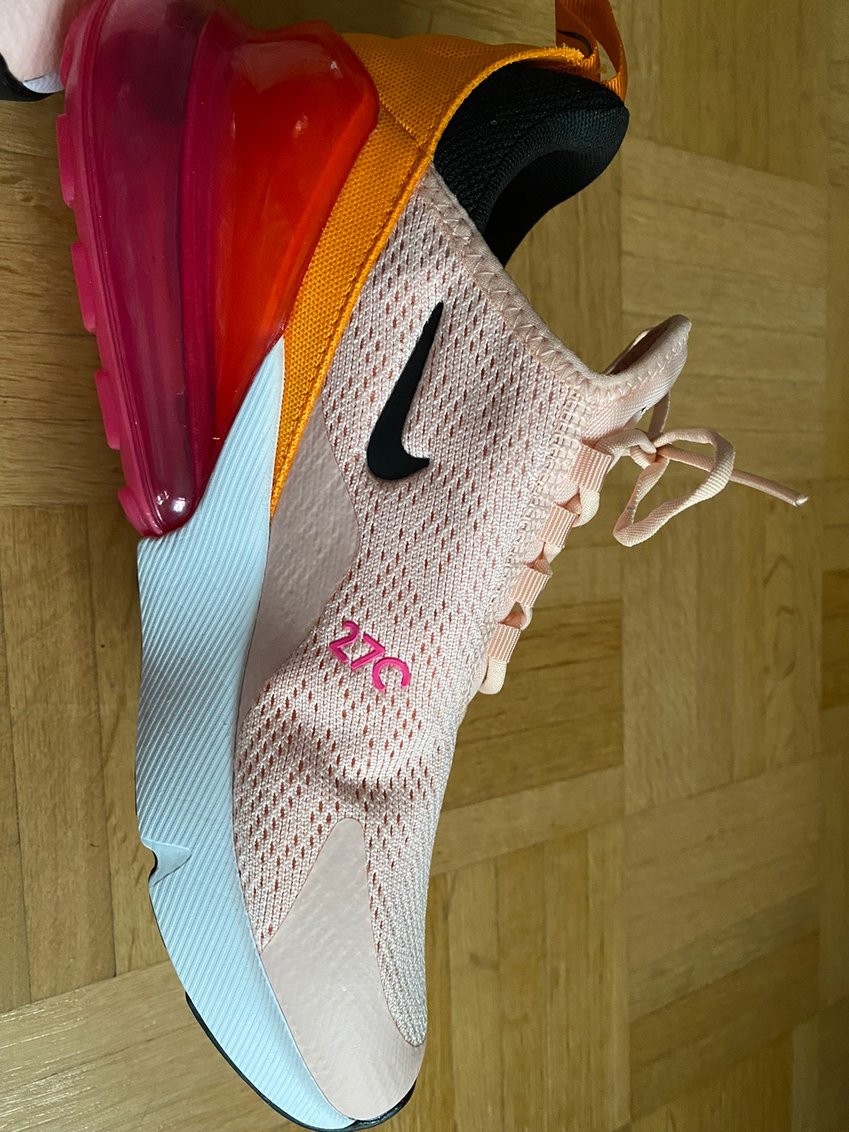 Nike air max 270 washed coral deals