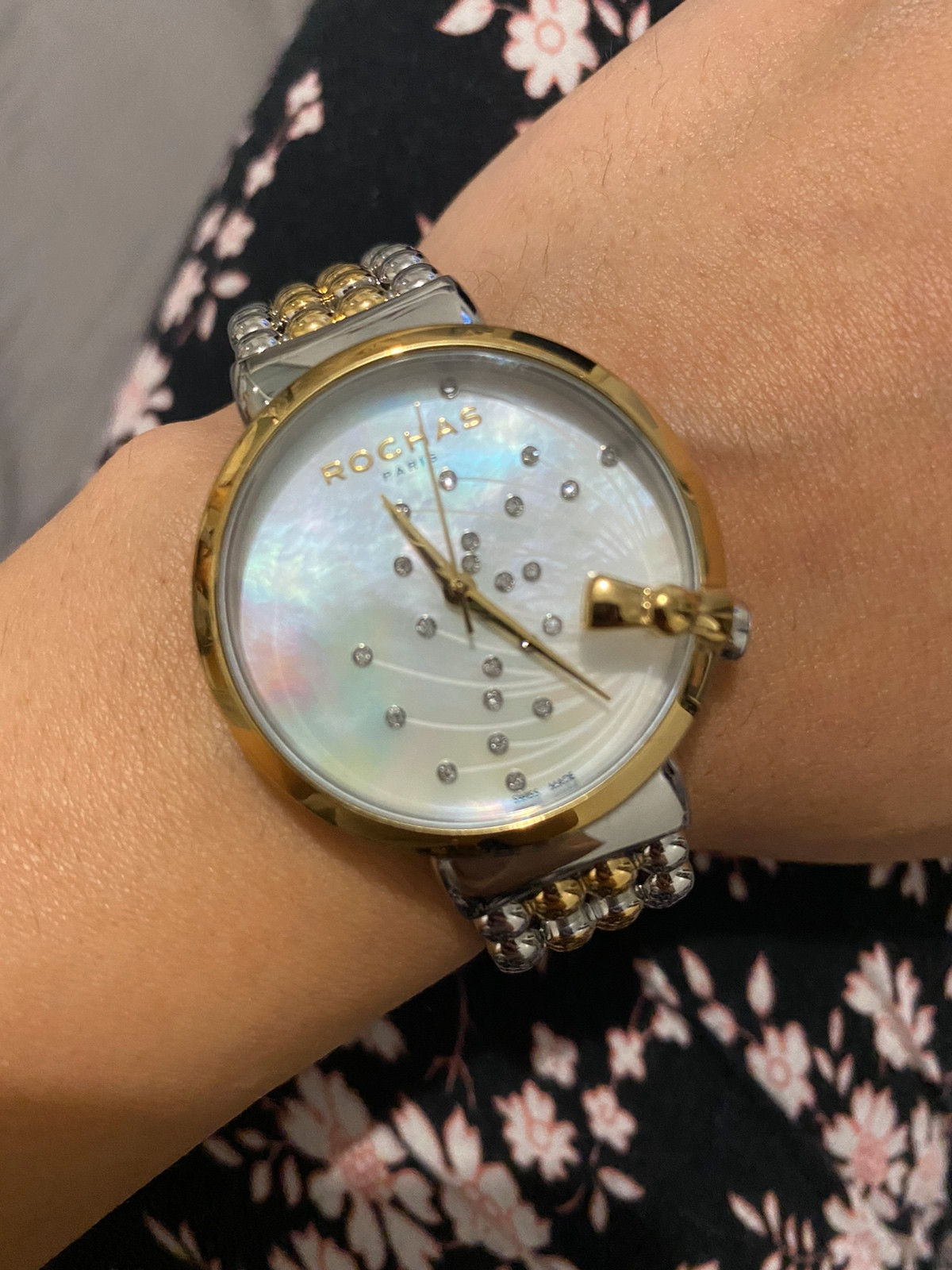 Montre Rochas diamants et nacre argent et dor