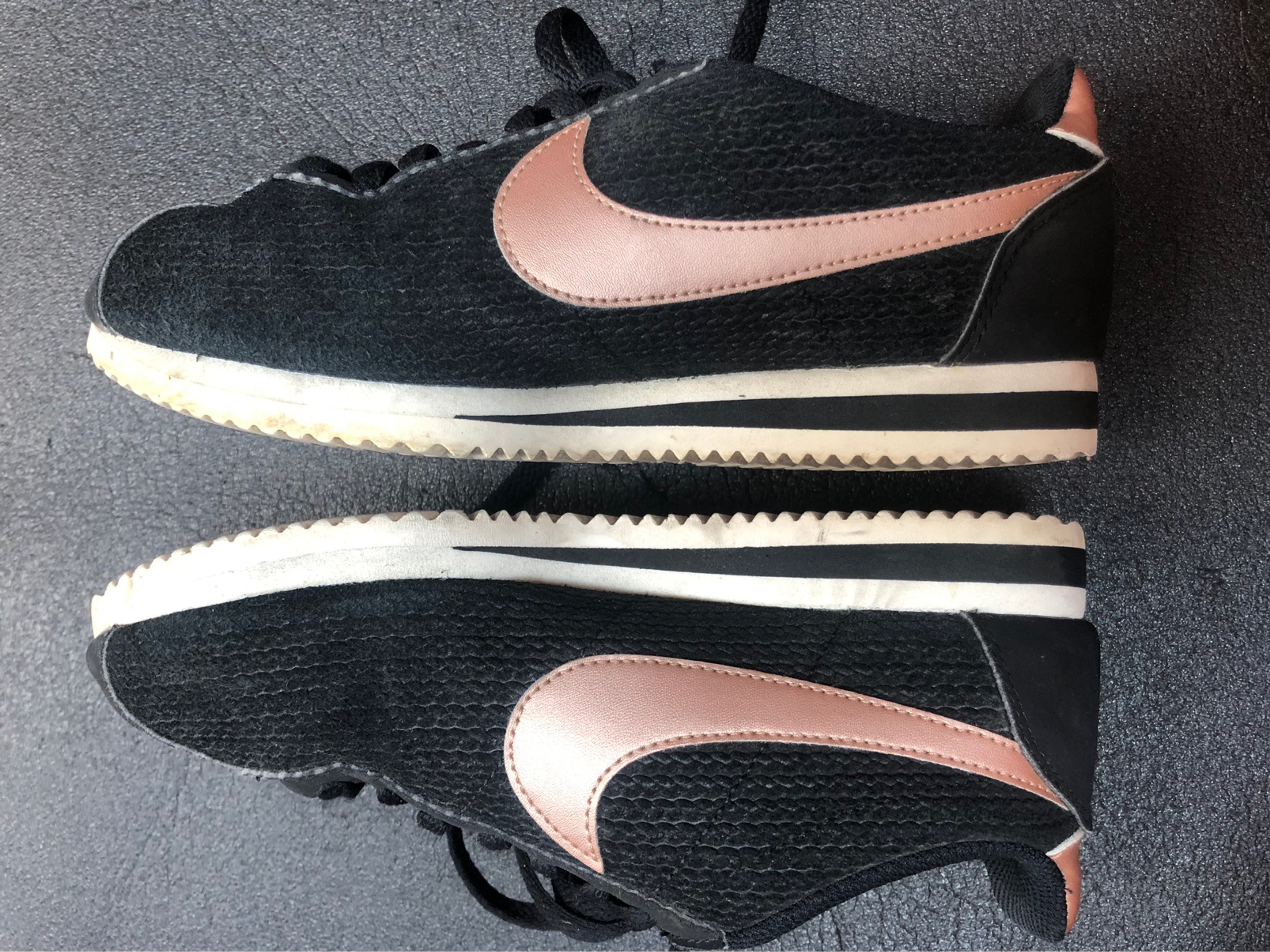 Nike cortez black cheap and rose gold