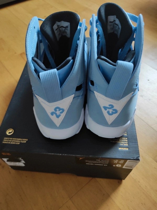 Nike Air JORDAN 7 Retro North Carolina Blue rozmiar 43