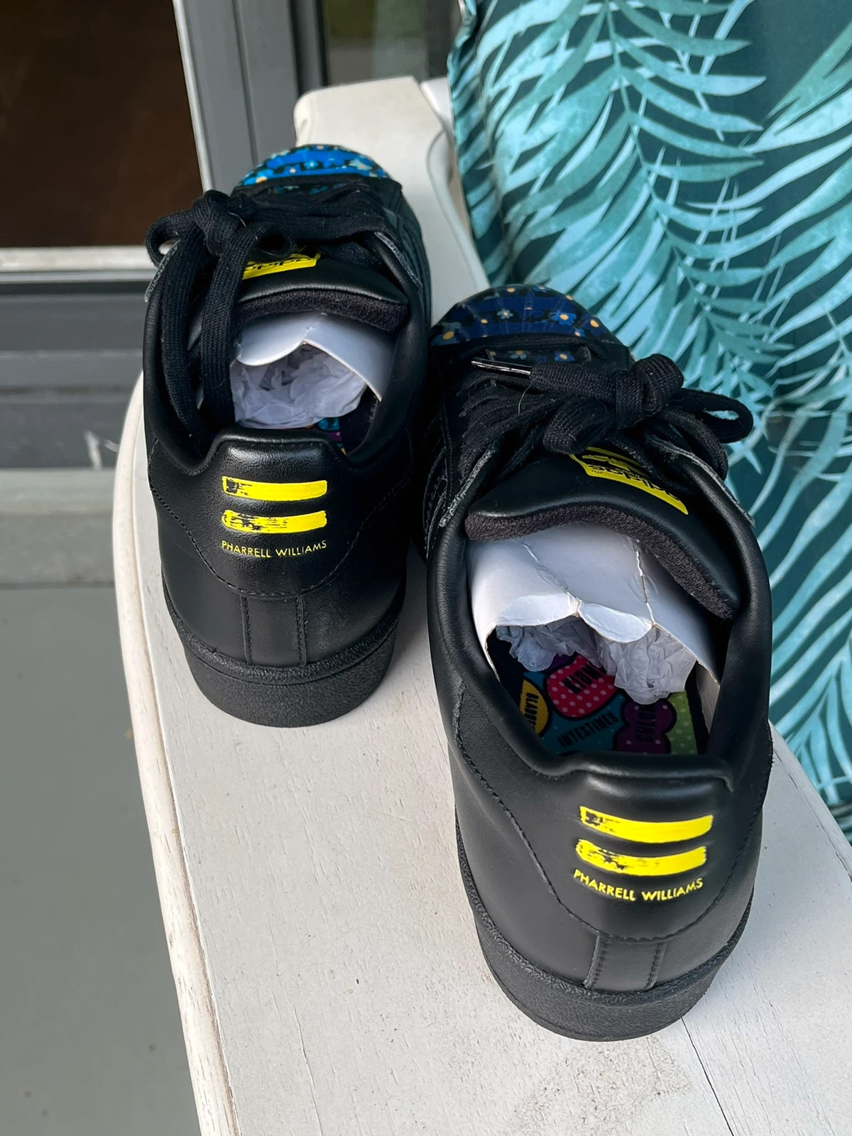 Amper gedragen Adidas Pharrell Williams met floral toe Vinted