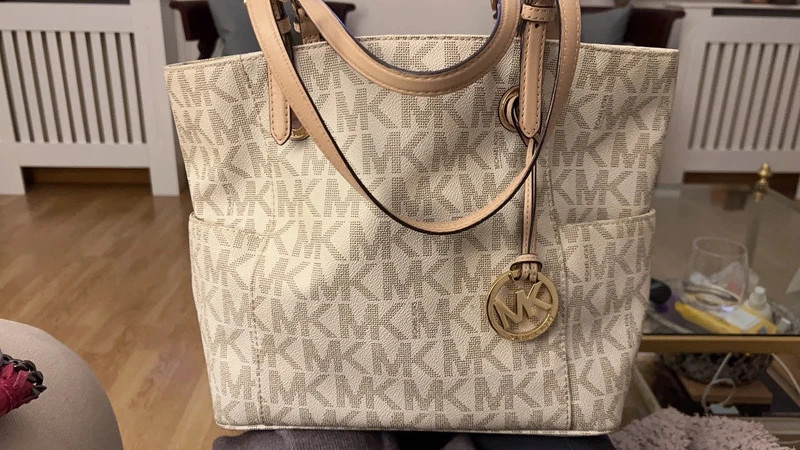 Shopper michael deals kors