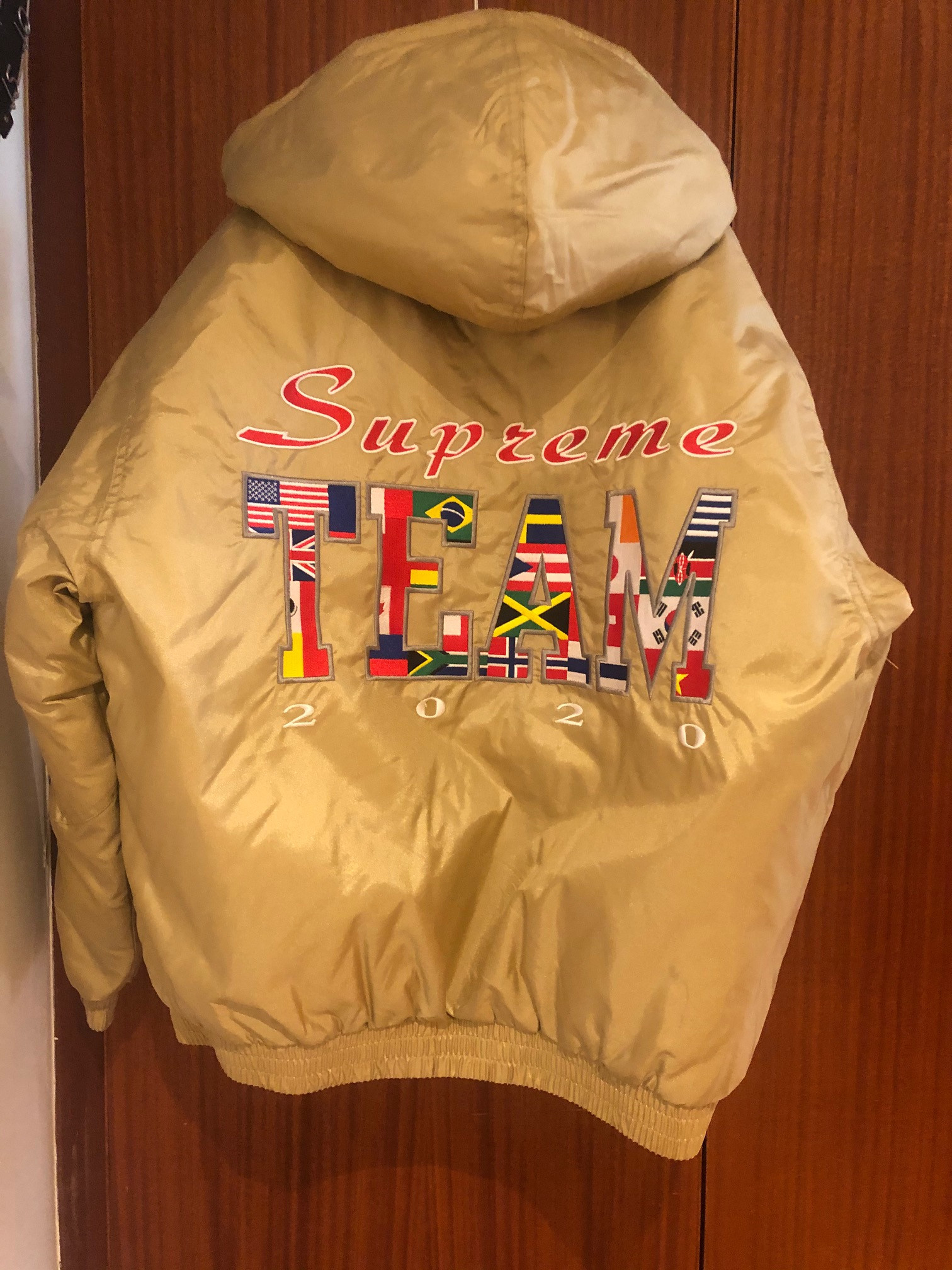 身幅70cm【Supreme】 2020 team puffy jacket シュプリーム