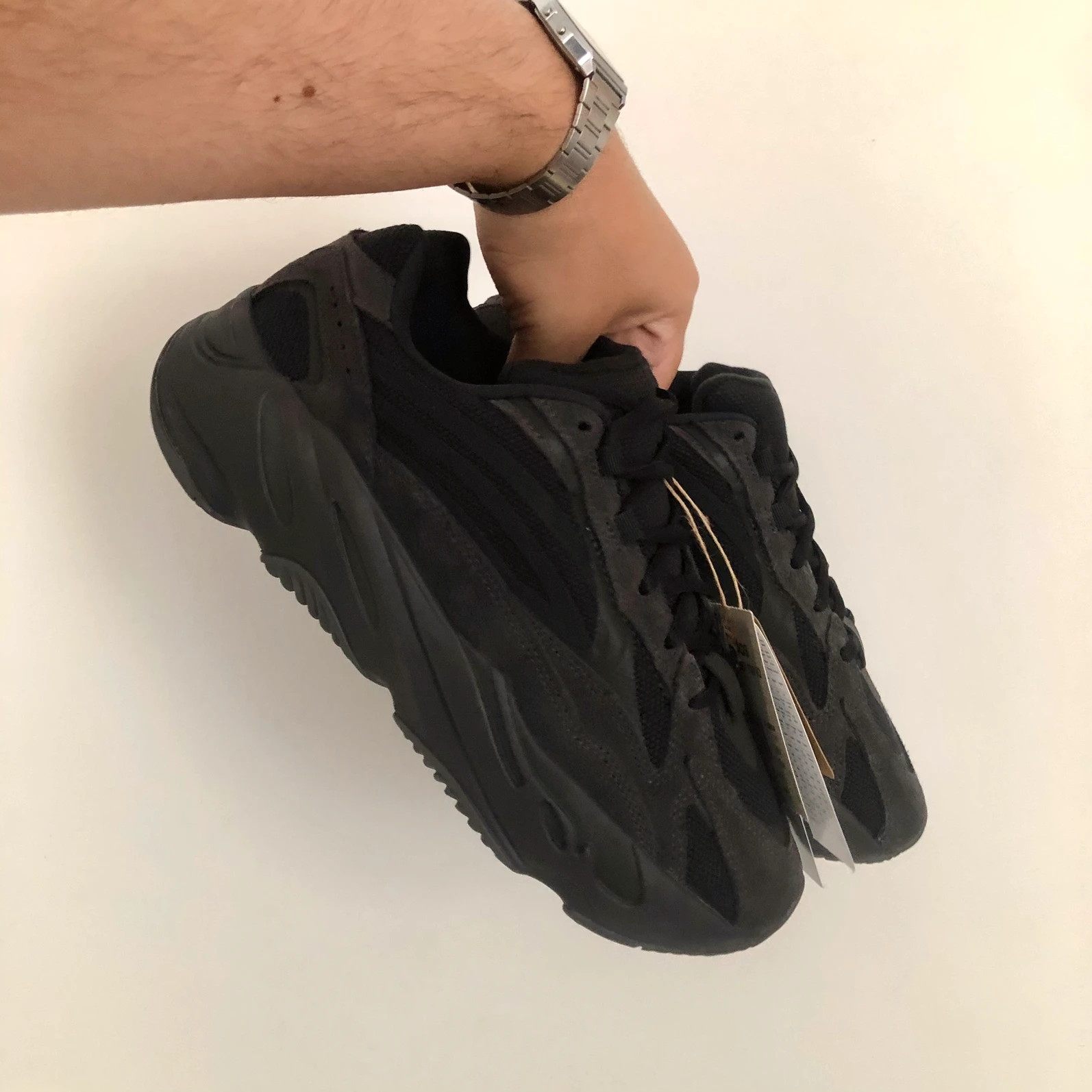 Yeezy Boost 700 v2 vanta Vinted