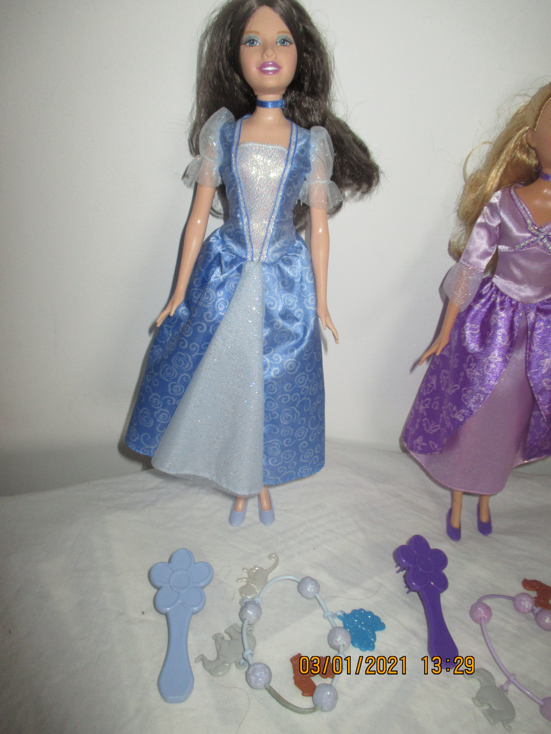 Poupée Barbie princesse de l'île merveilleuse 2007 Mattel- EN BOITE