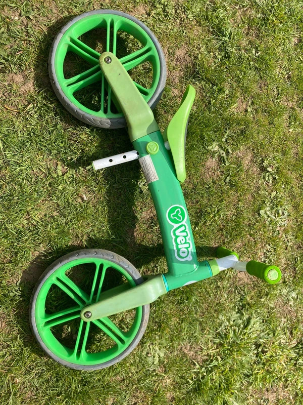 Balance bike Y Velo green Vinted