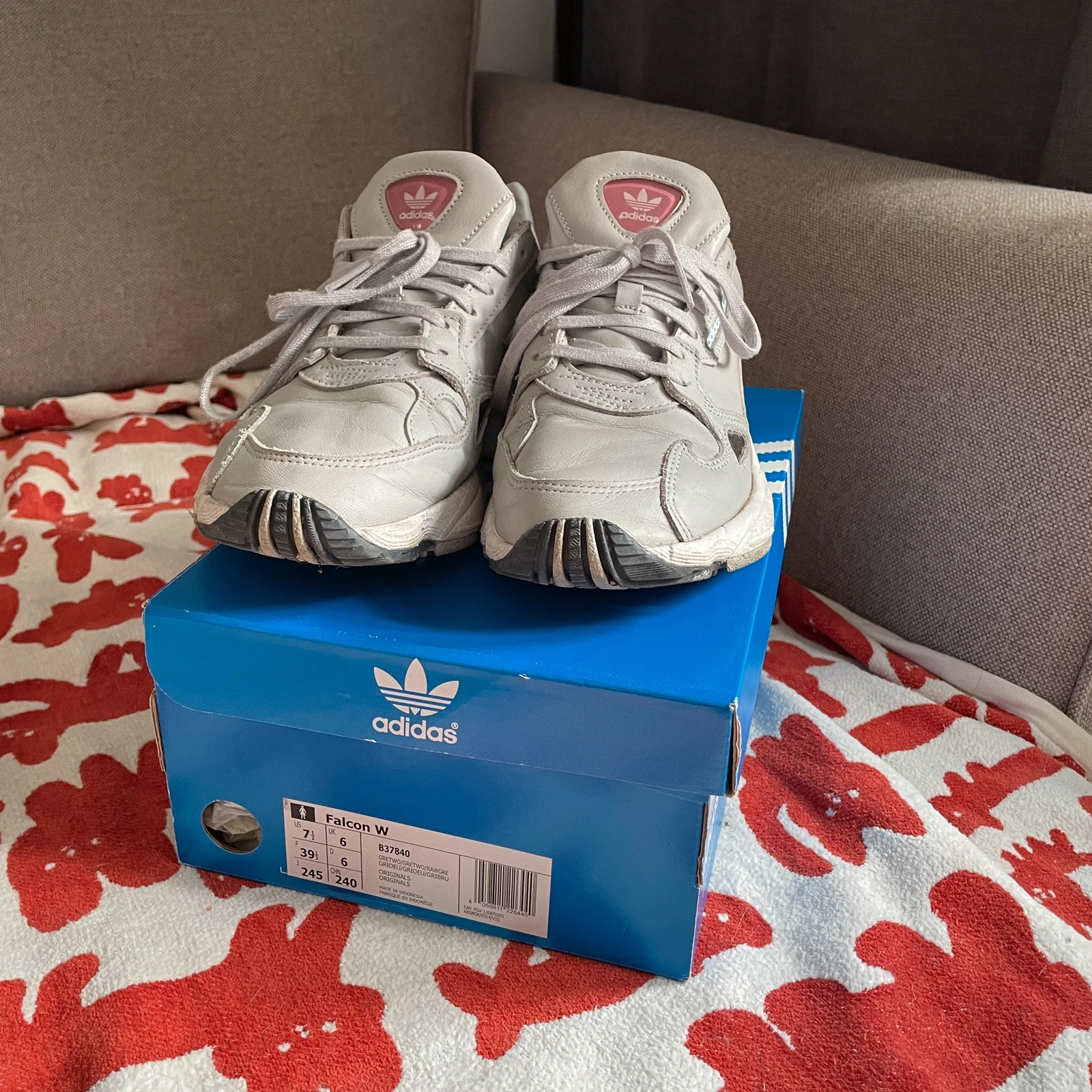 Adidas Falcon 39 1 3 Vinted