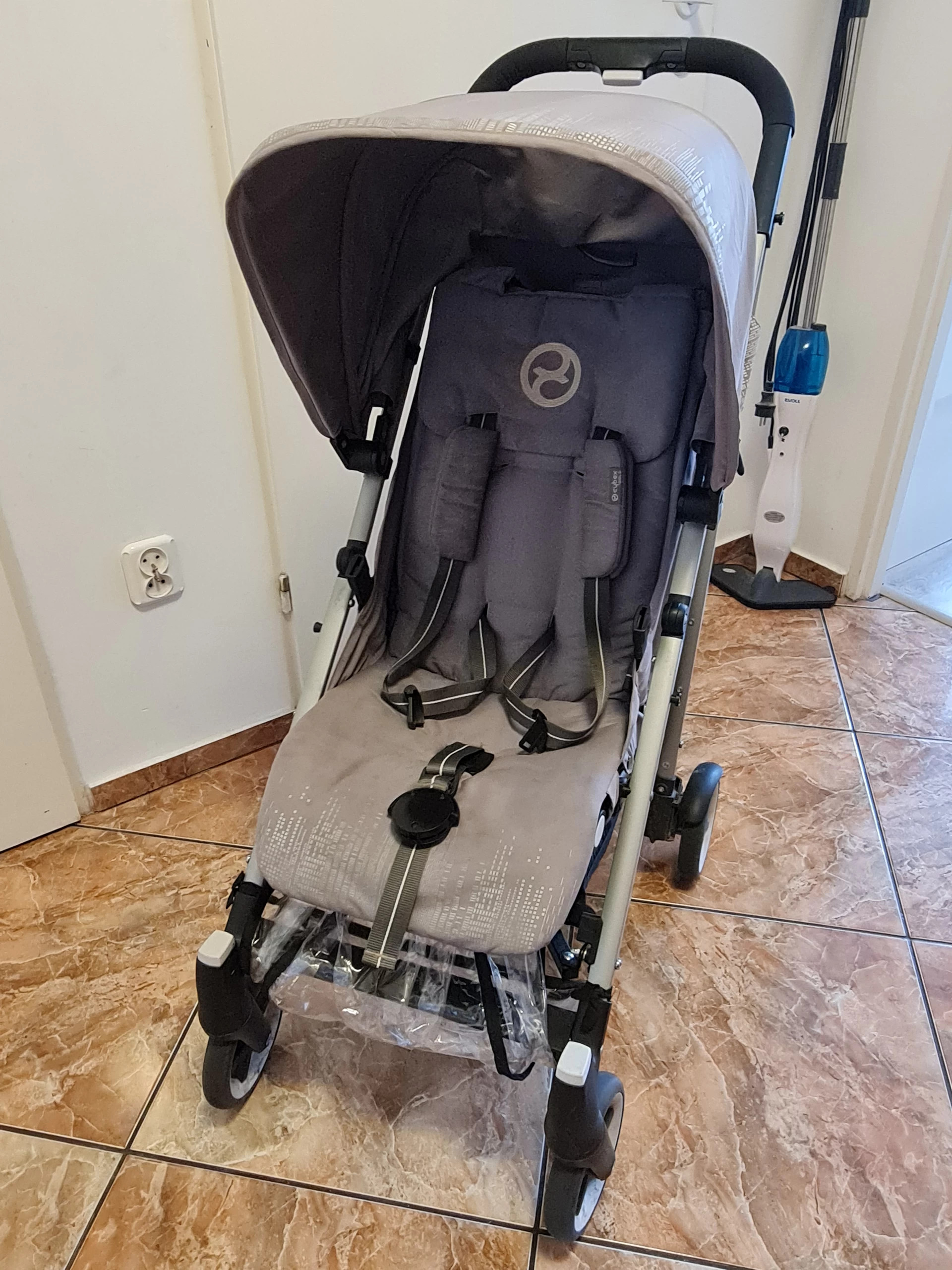 Cybex hot sale callisto 2015