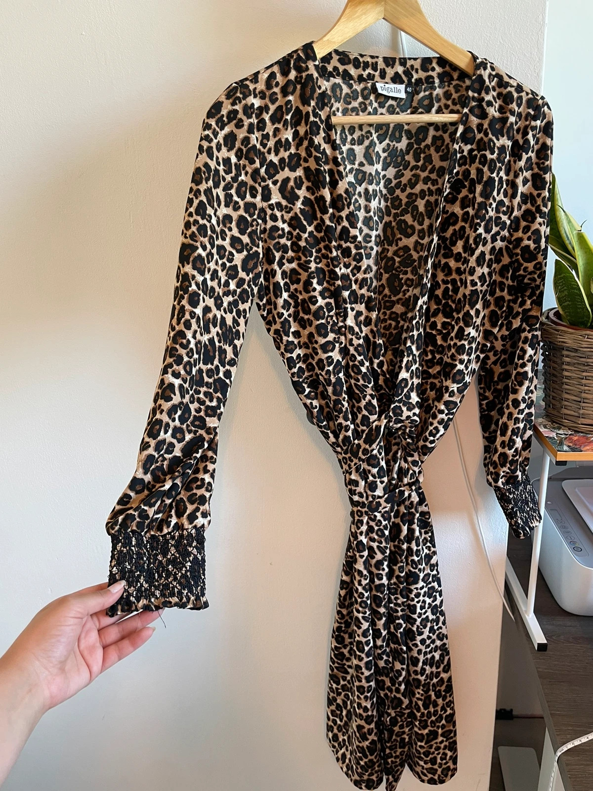 Pigalle Leopard dress chic and stylish