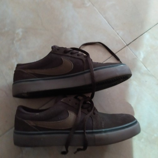 Nike top janoski piel